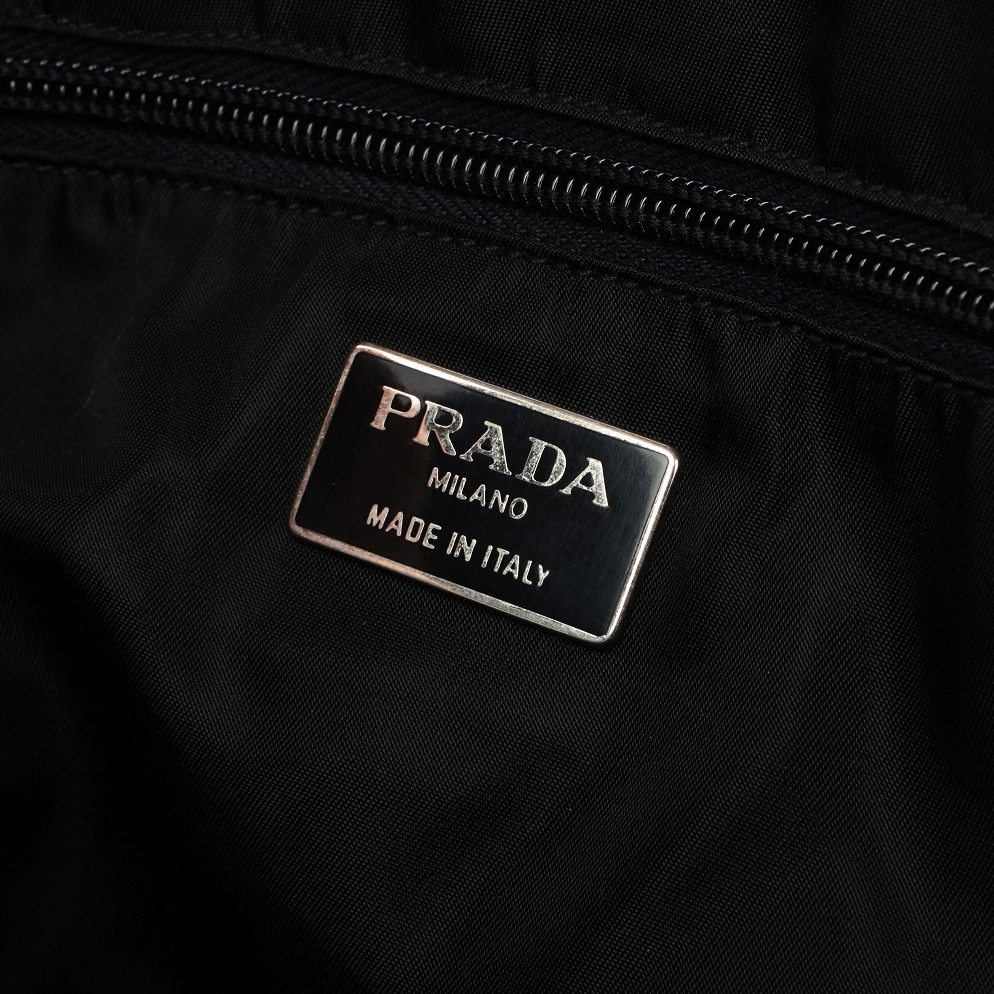 Black Nylon Plastic Handle Tote
