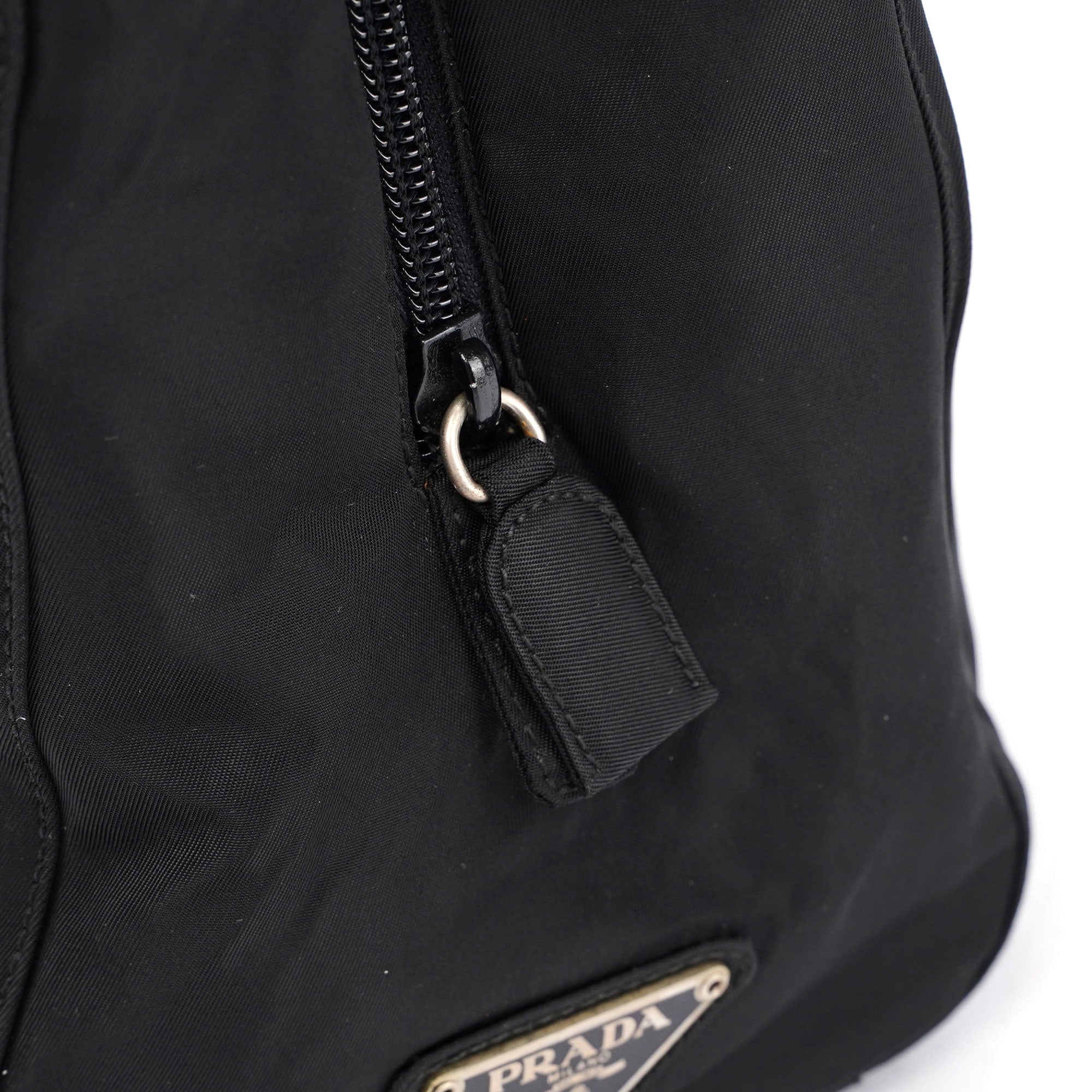Black Nylon Plastic Handle Tote