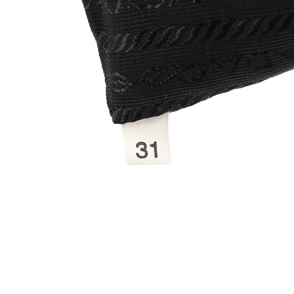 Black Tessuto Chic Nylon Shoulder Bag