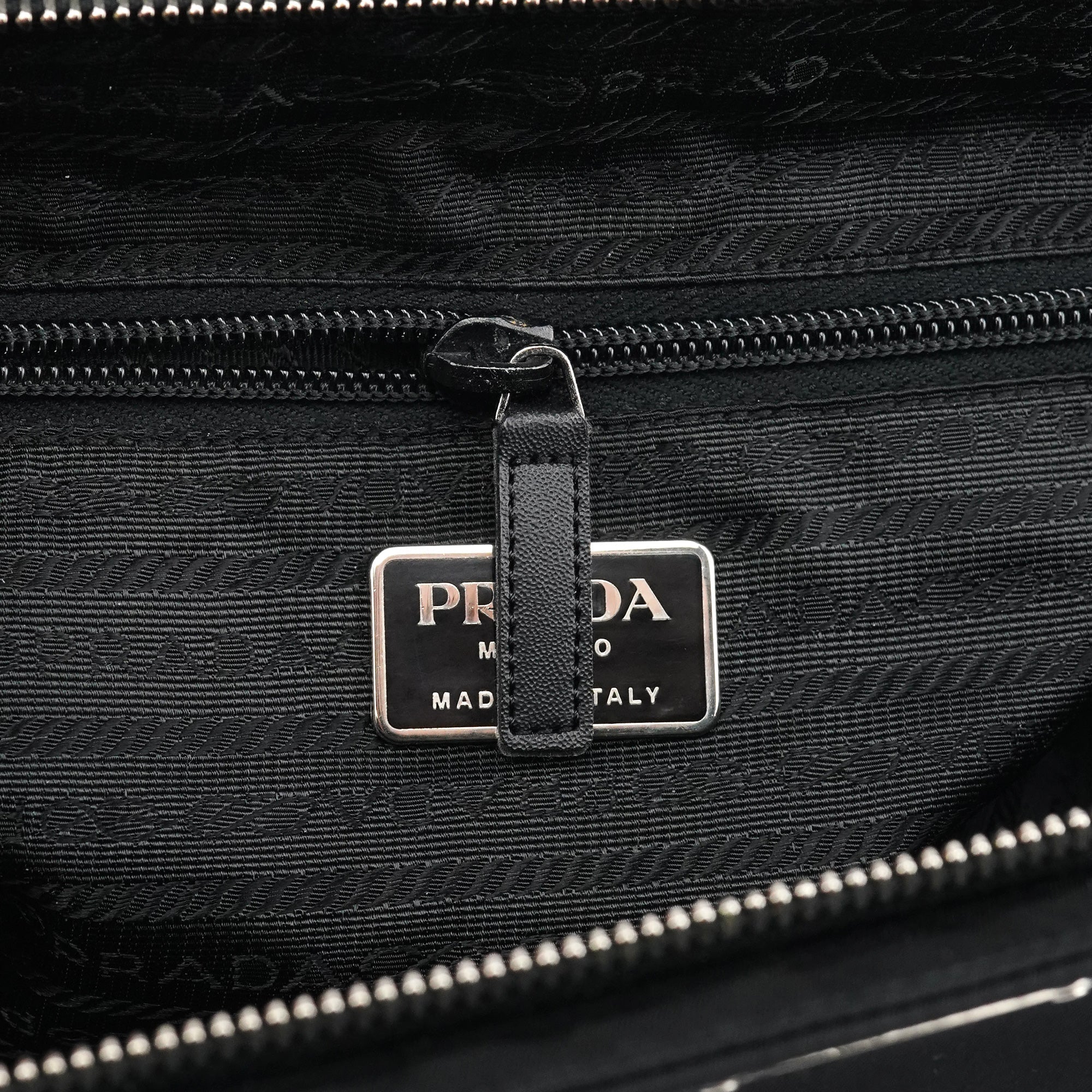 Black Tessuto Chic Nylon Shoulder Bag