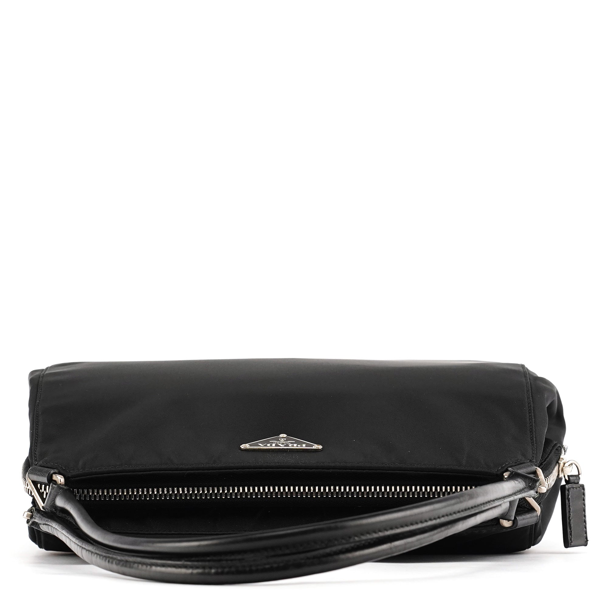 Black Tessuto Chic Nylon Shoulder Bag