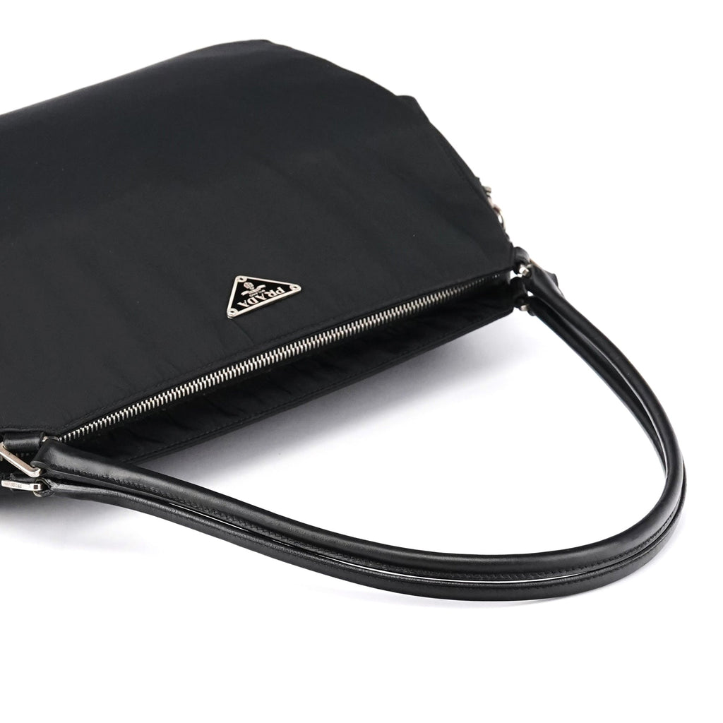 Black Tessuto Chic Nylon Shoulder Bag