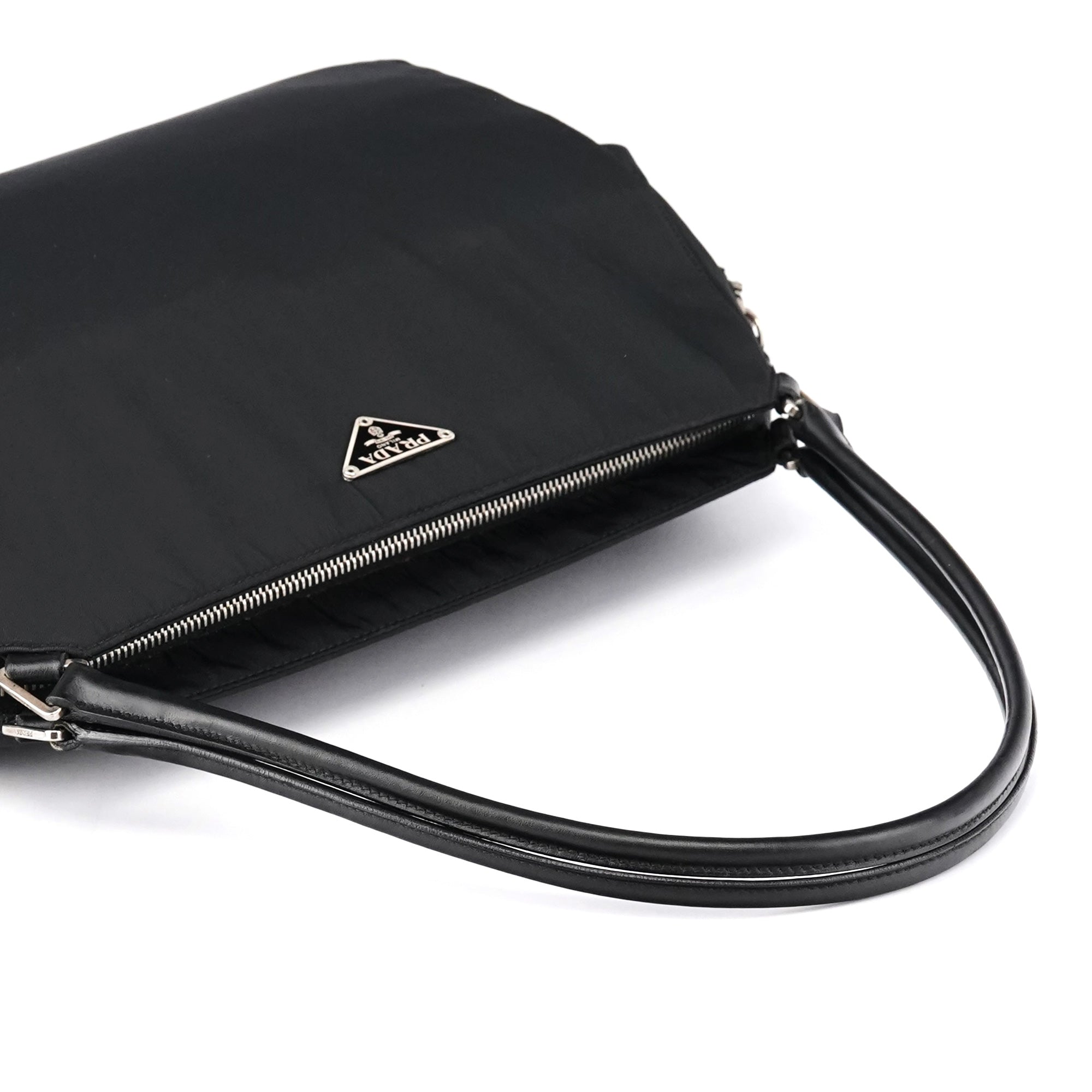 Black Tessuto Chic Nylon Shoulder Bag
