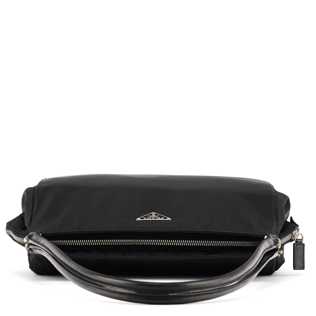 Black Tessuto Chic Nylon Shoulder Bag