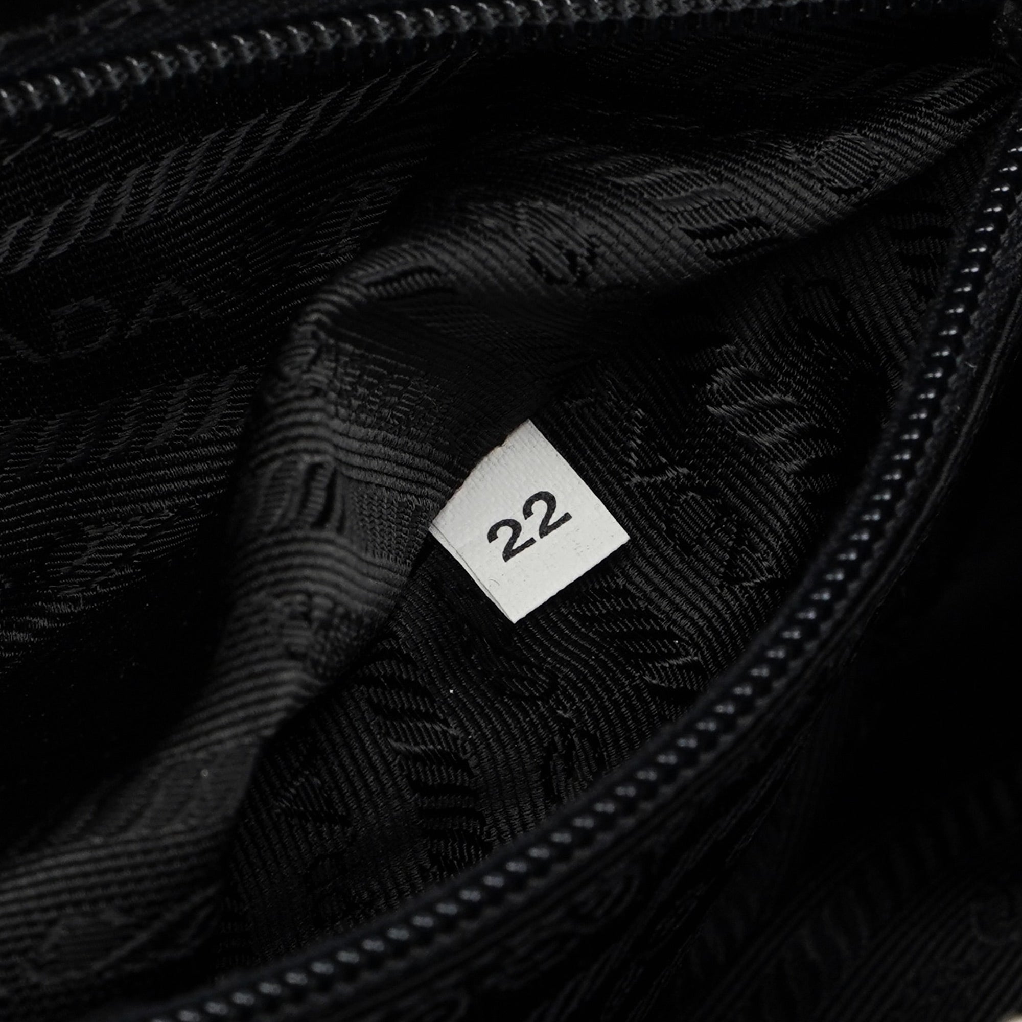 Black Tessuto Chic Shoulder Bag