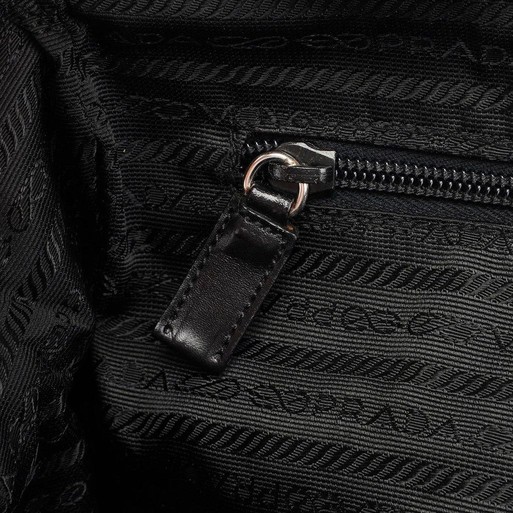 Black Tessuto Chic Shoulder Bag
