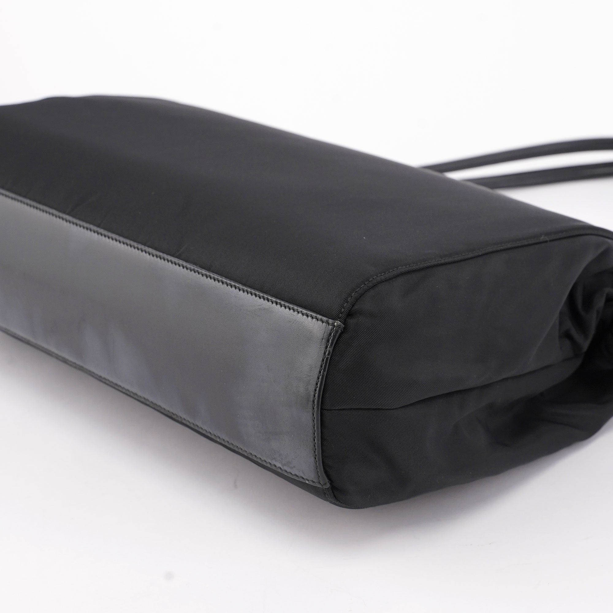 Black Tessuto Chic Shoulder Bag