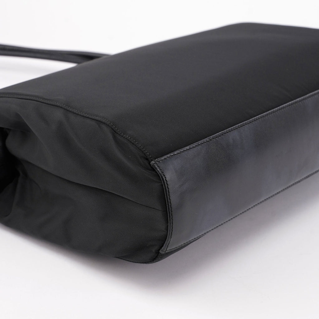 Black Tessuto Chic Shoulder Bag