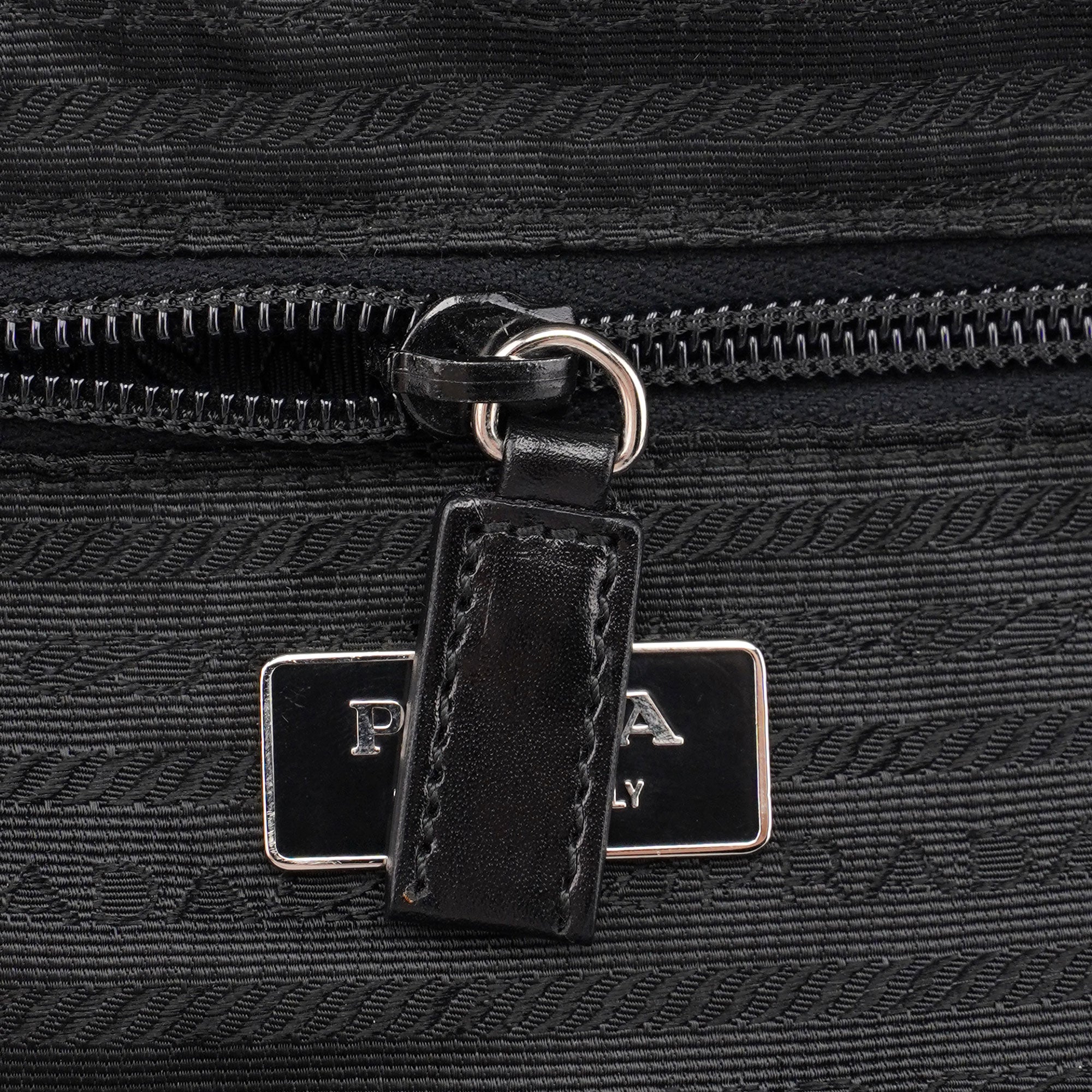 Black Tessuto Chic Shoulder Bag