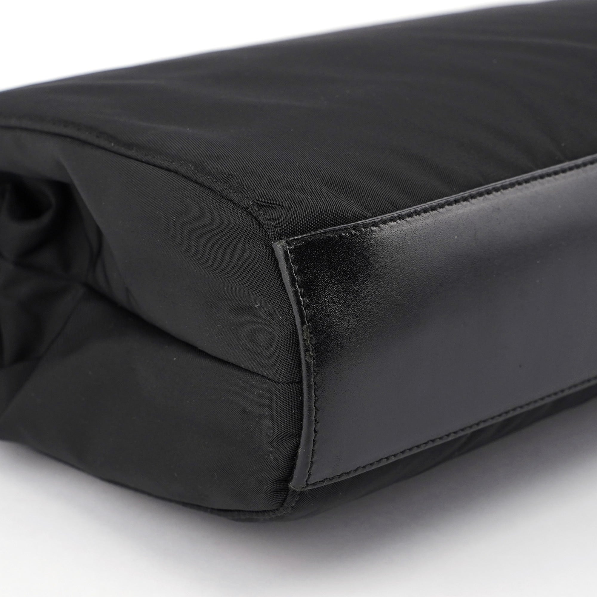 Black Tessuto Chic Shoulder Bag