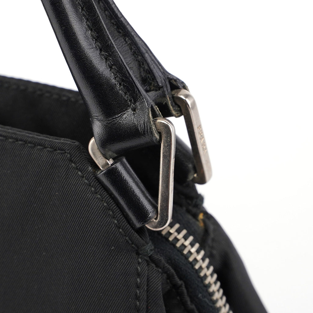 Black Tessuto Chic Shoulder Bag
