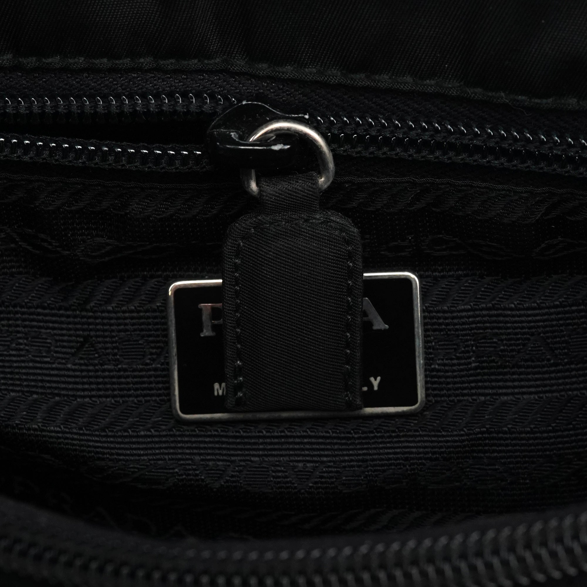 Black Tessuto City Tote Bag