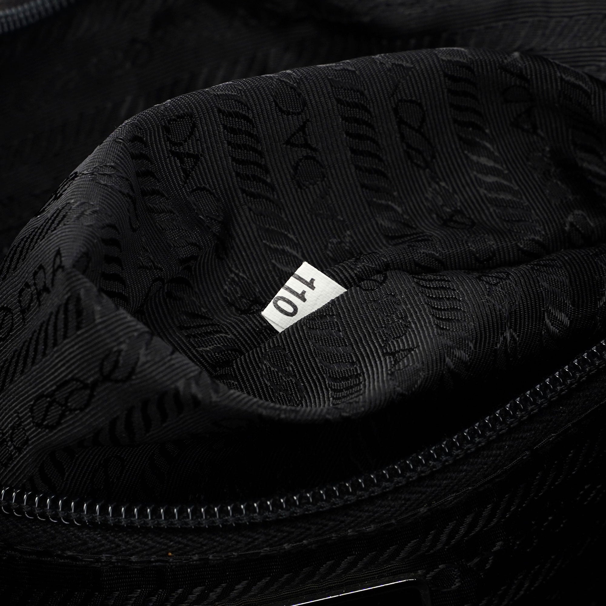 Black Tessuto Metallo Shoulder Bag