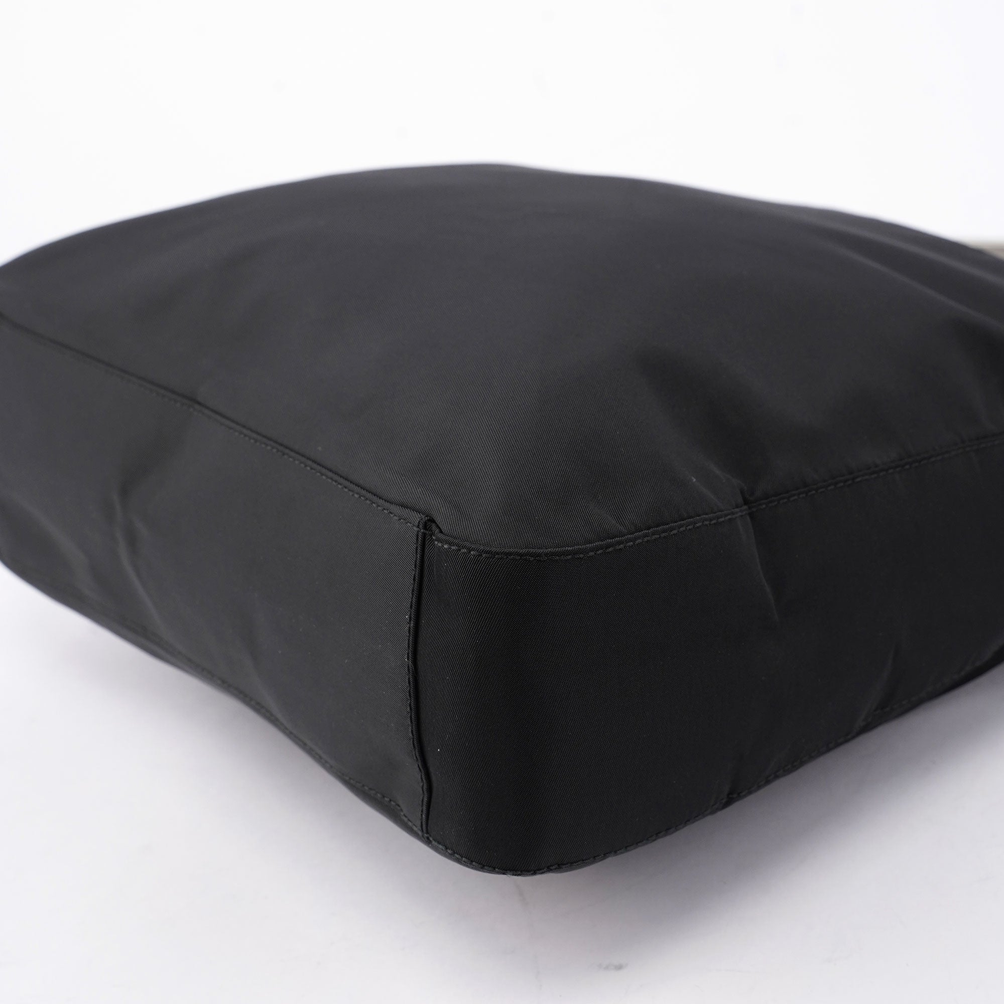 Black Tessuto Metallo Shoulder Bag