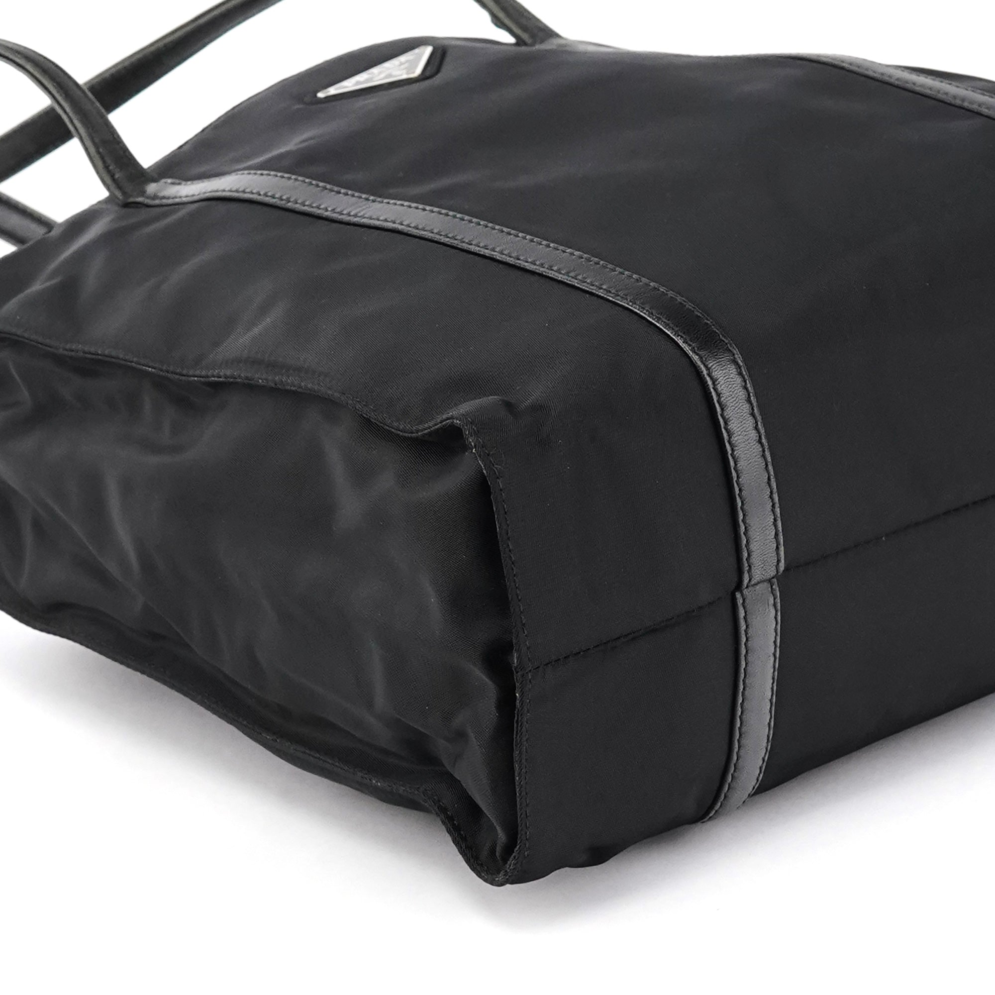 1995 Black Tessuto Nappa Nylon Tote Bag
