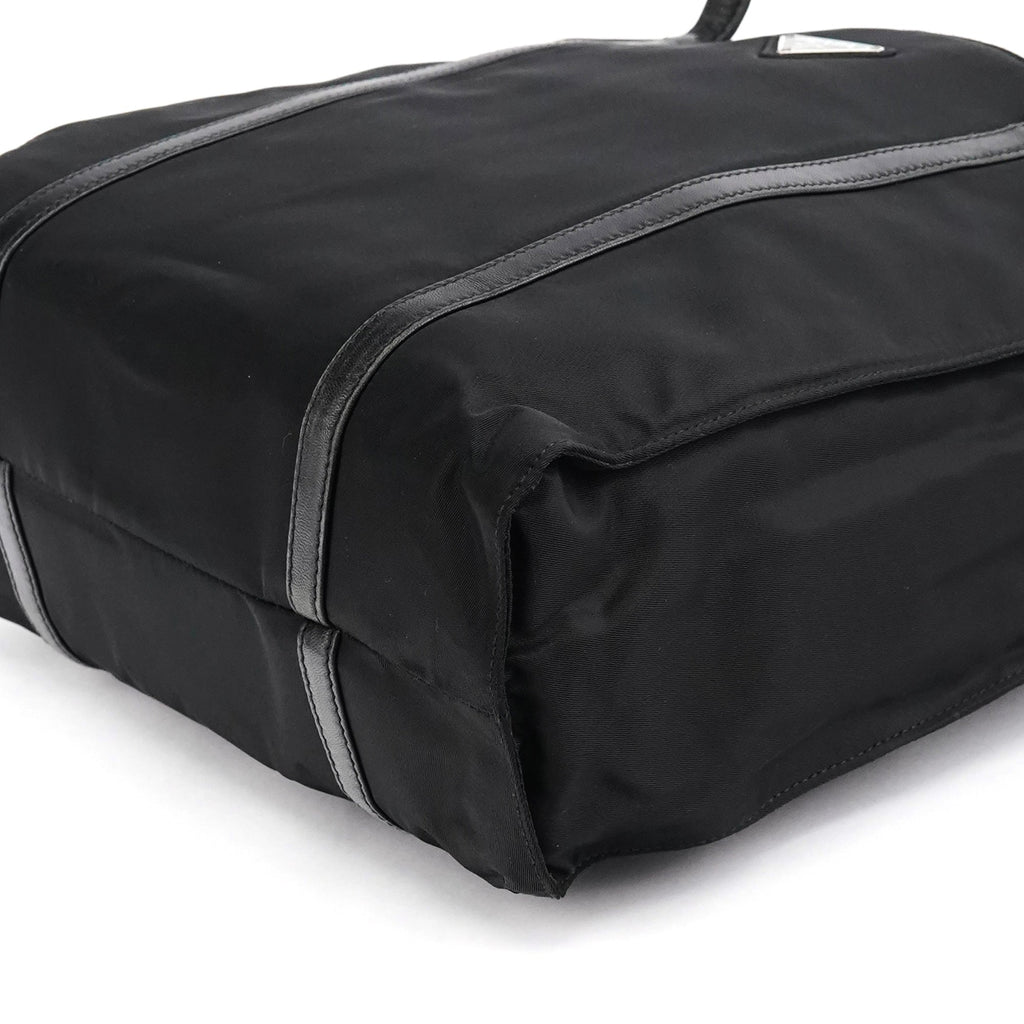 1995 Black Tessuto Nappa Nylon Tote Bag
