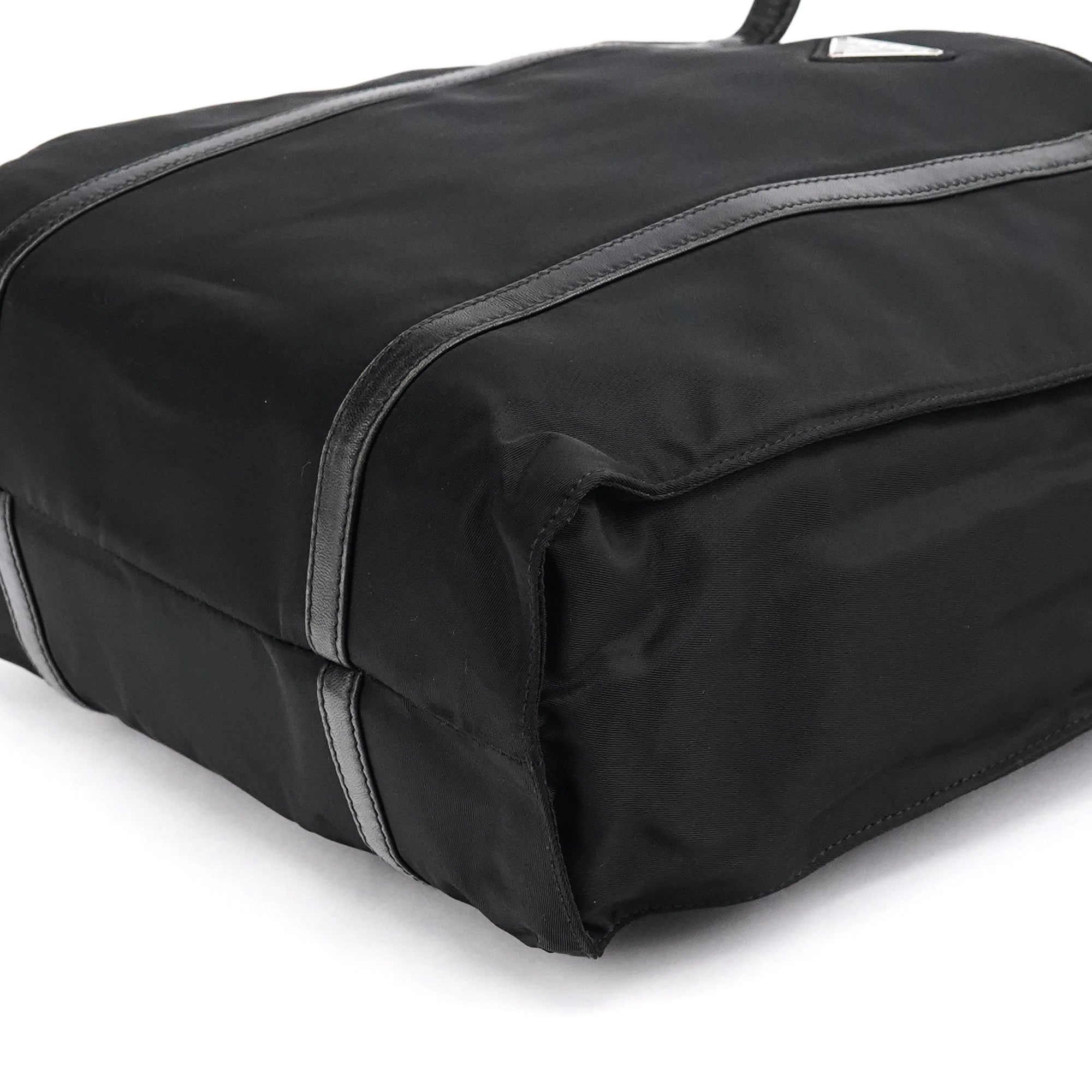 1995 Black Tessuto Nappa Nylon Tote Bag