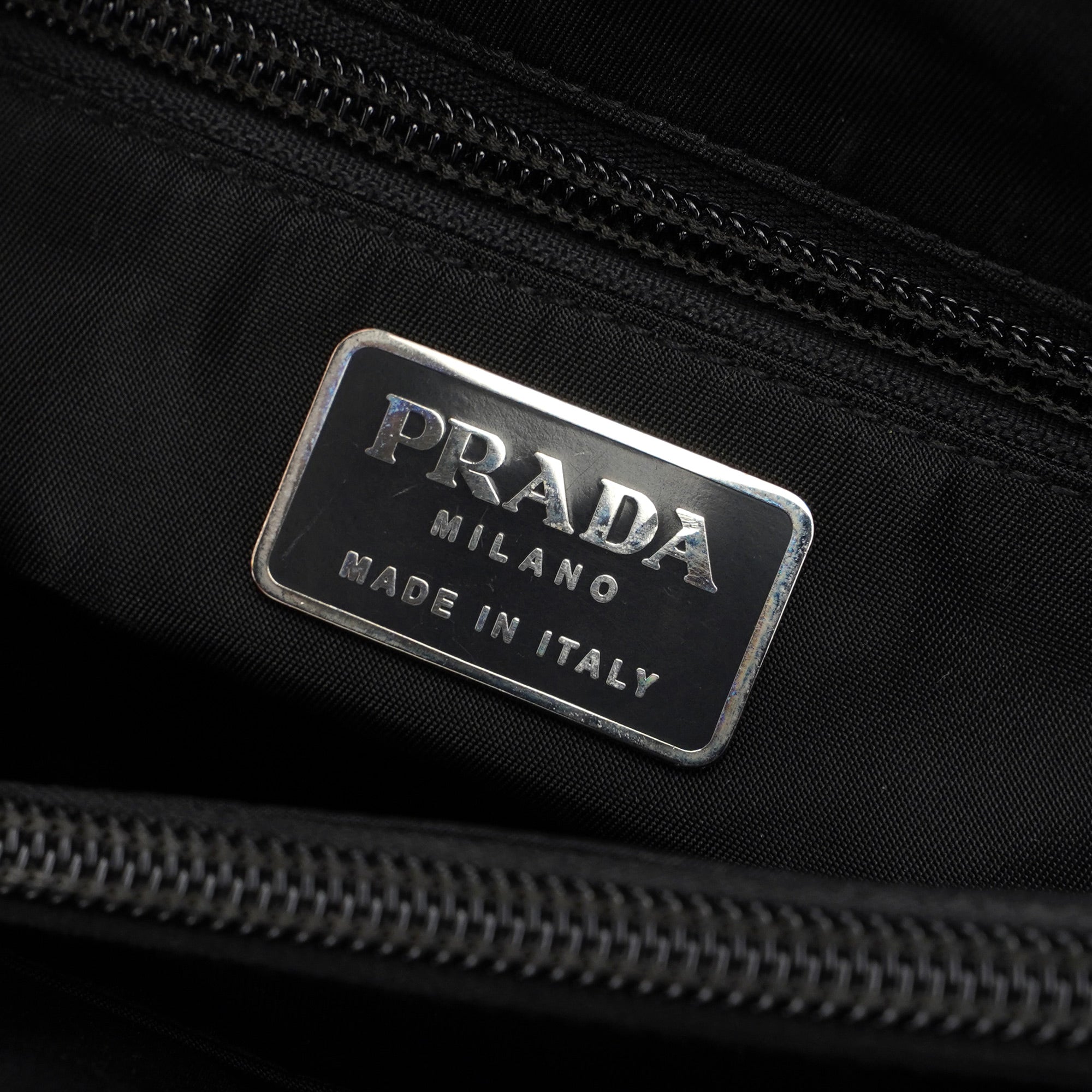 Black Tessuto Spazzolato Buckle Shoulder Bag