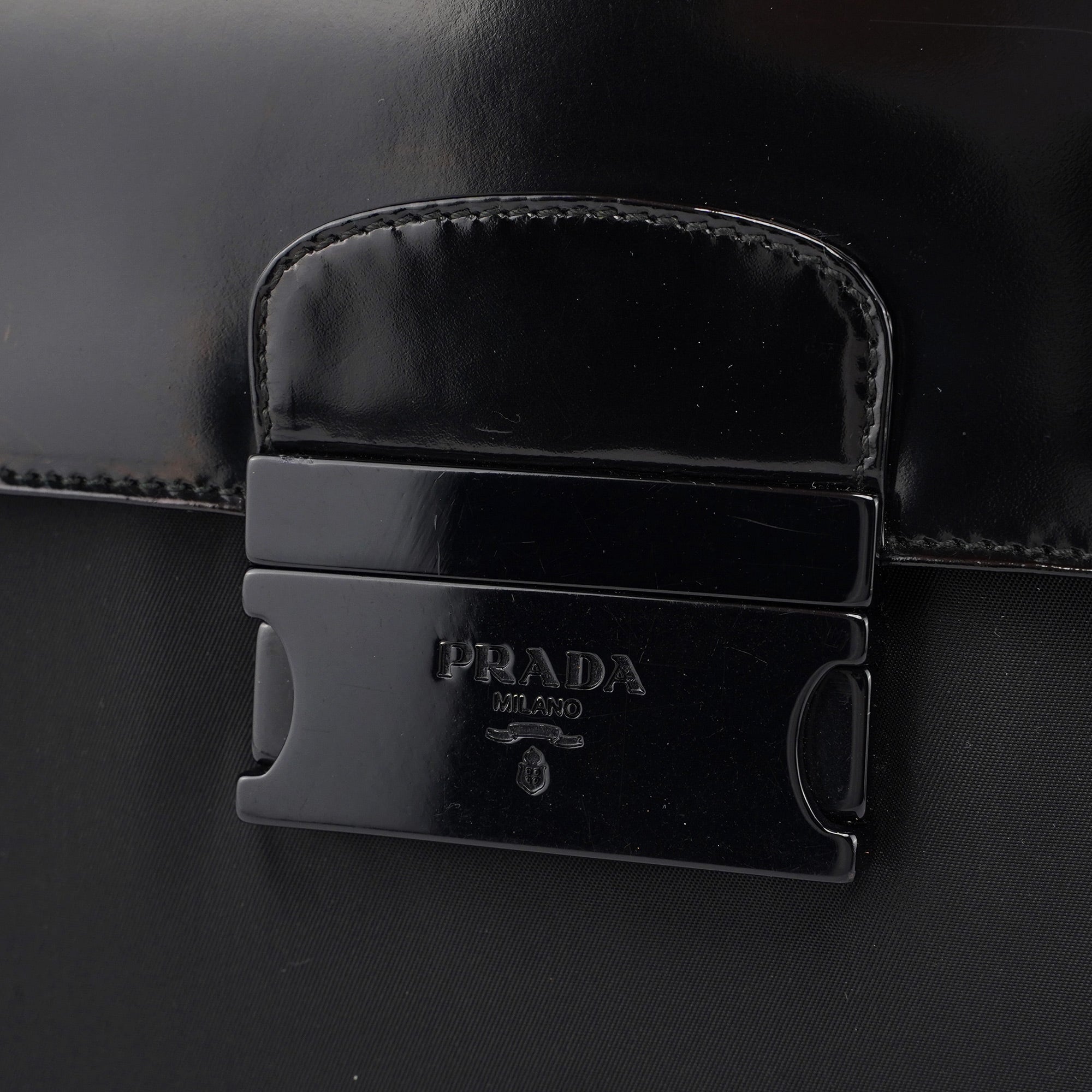 Black Tessuto Spazzolato Buckle Shoulder Bag