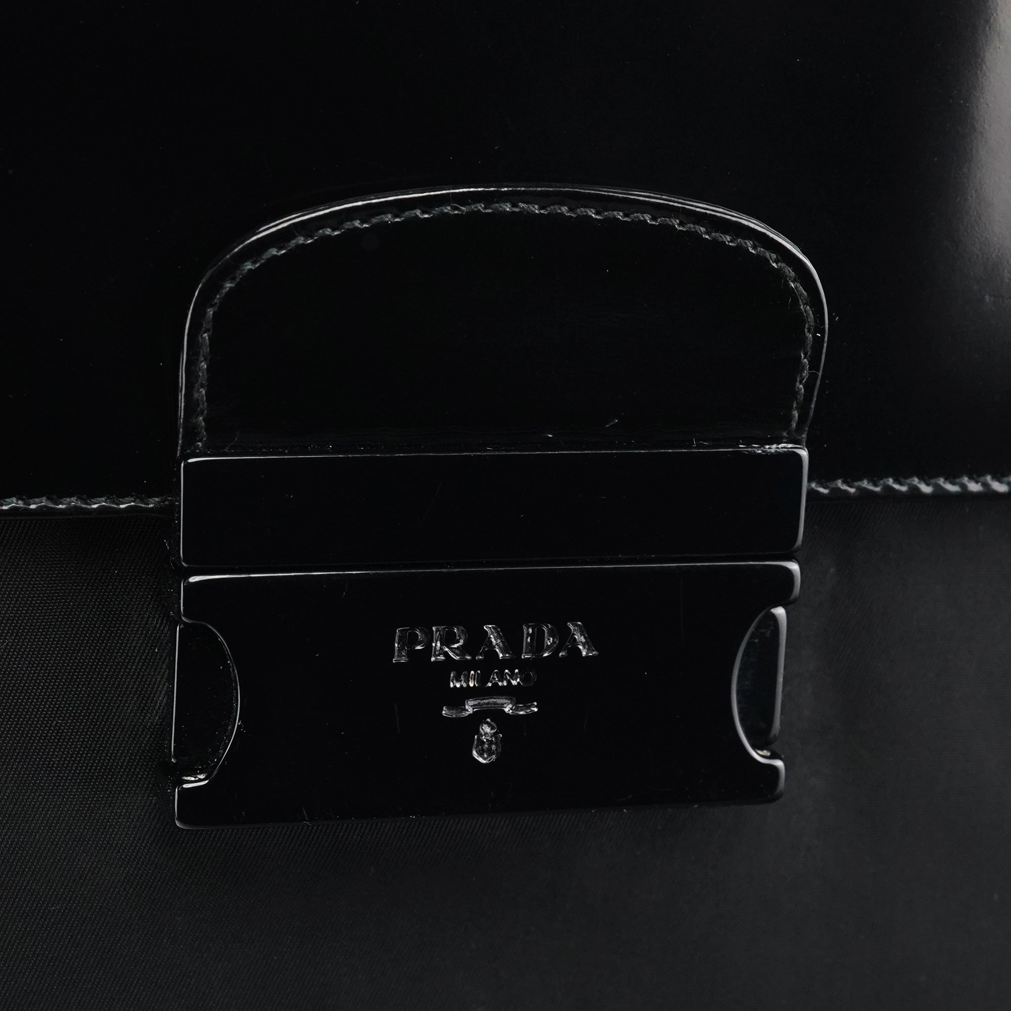 Black Tessuto Spazzolato Top Handle Bag