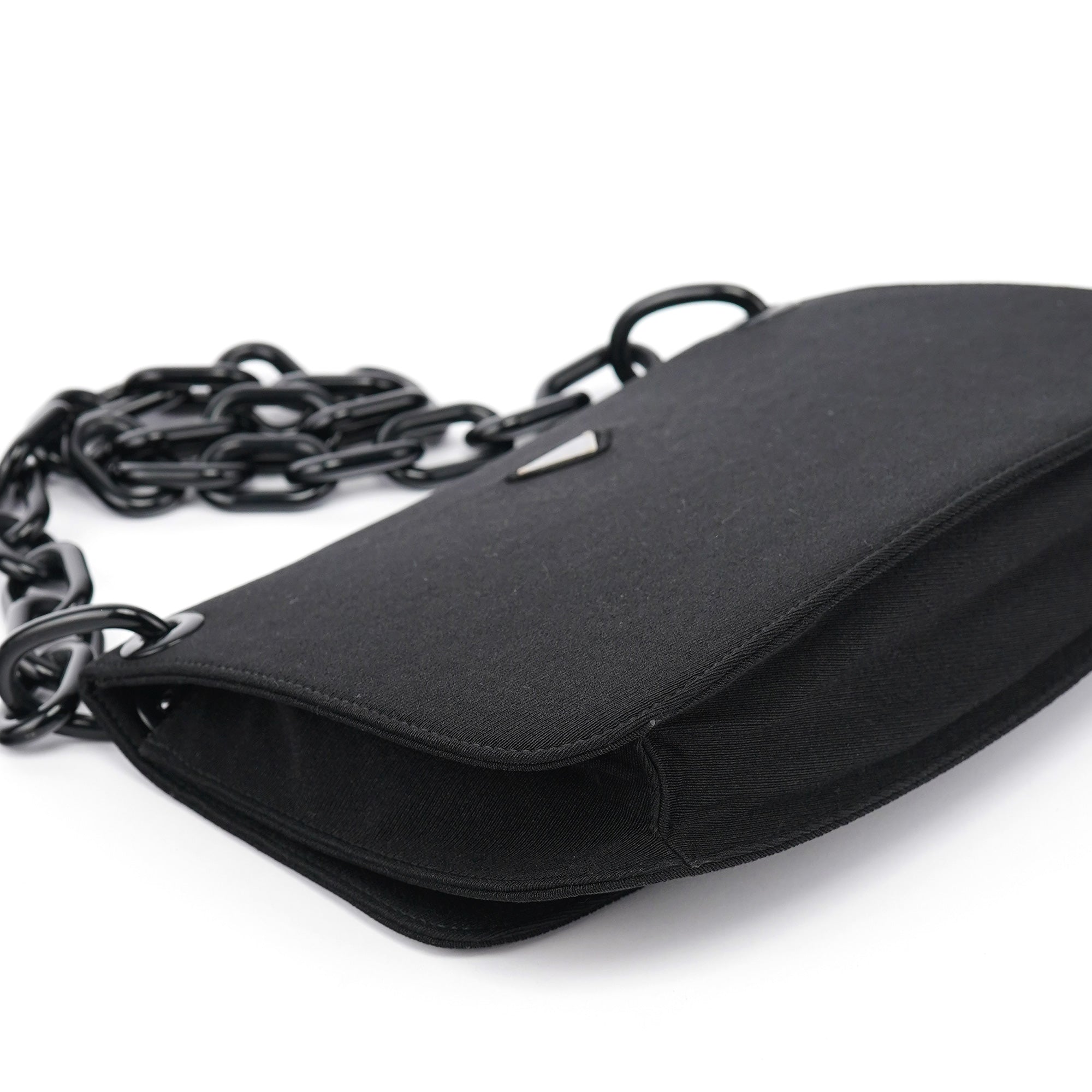Black Tessuto Swing Chain Shoulder Bag