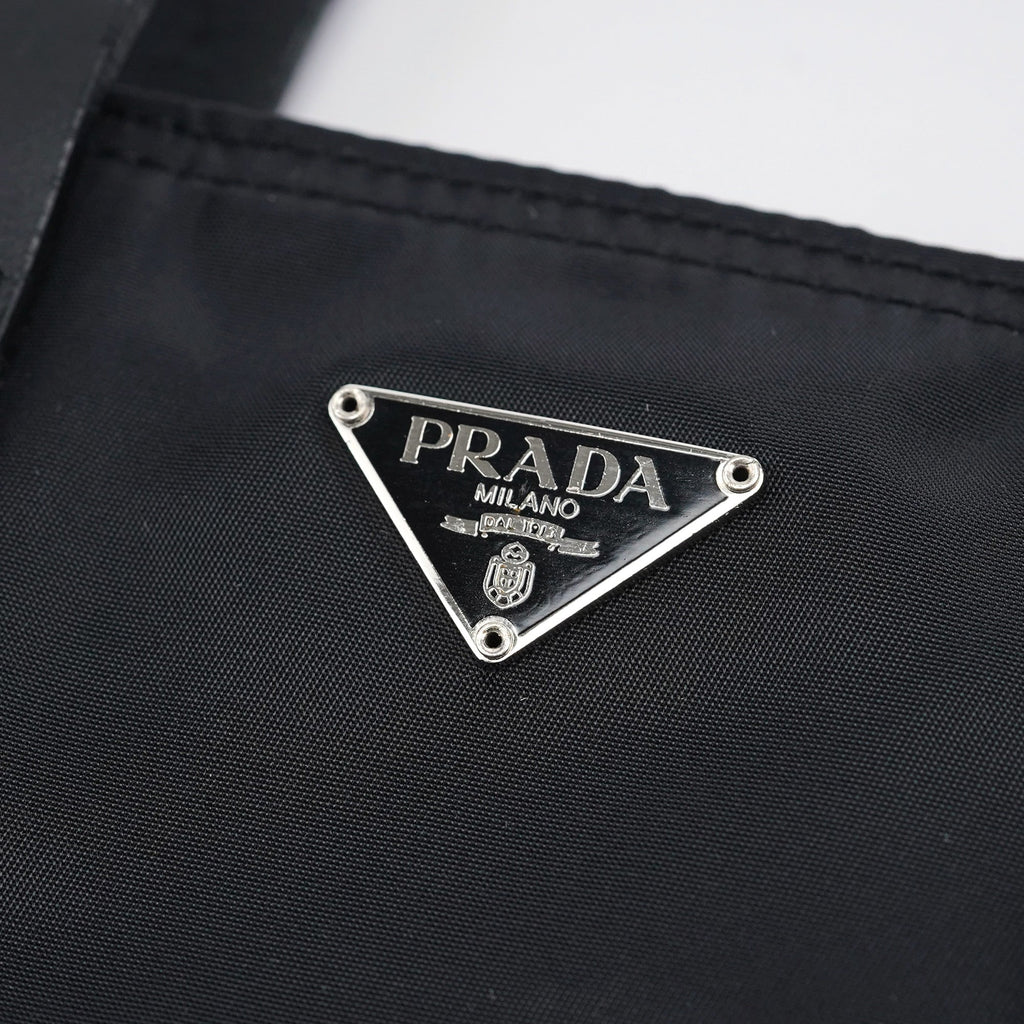 Black Tessuto Tote Bag