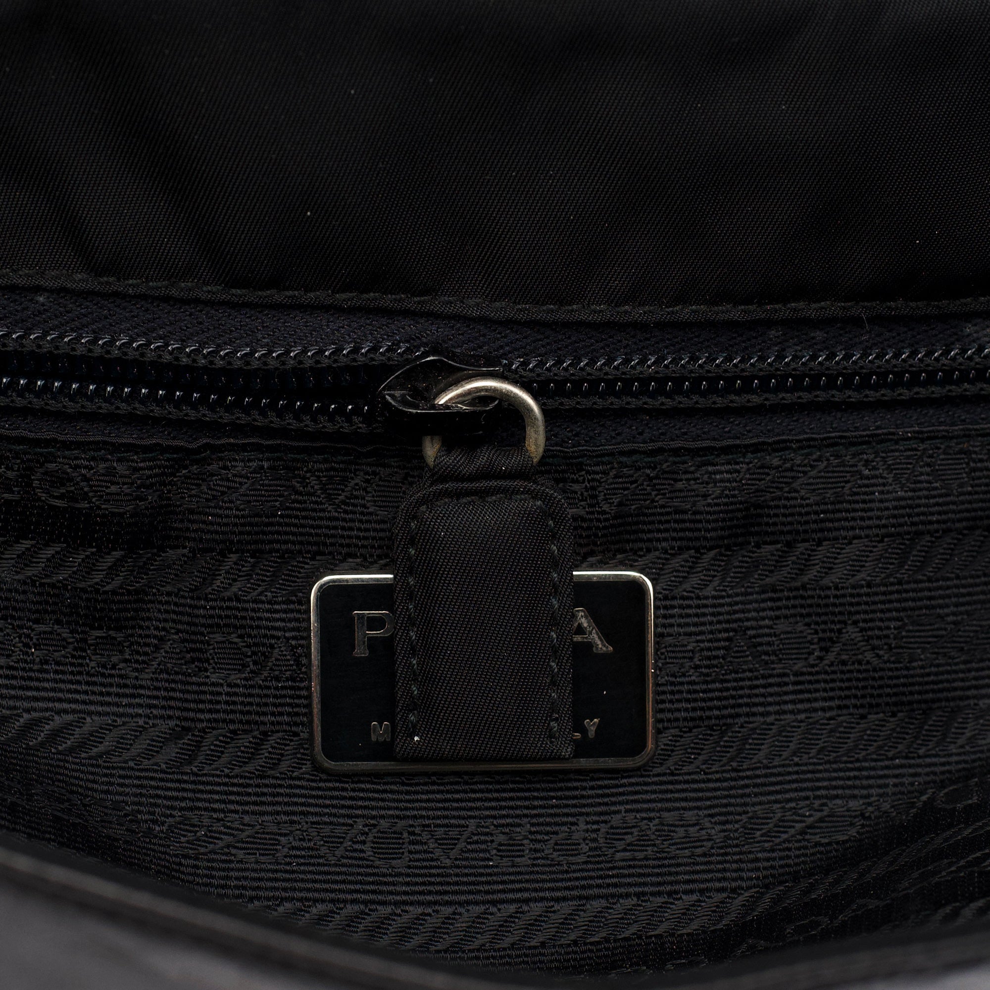 Black Tessuto Vitello Shoulder Bag