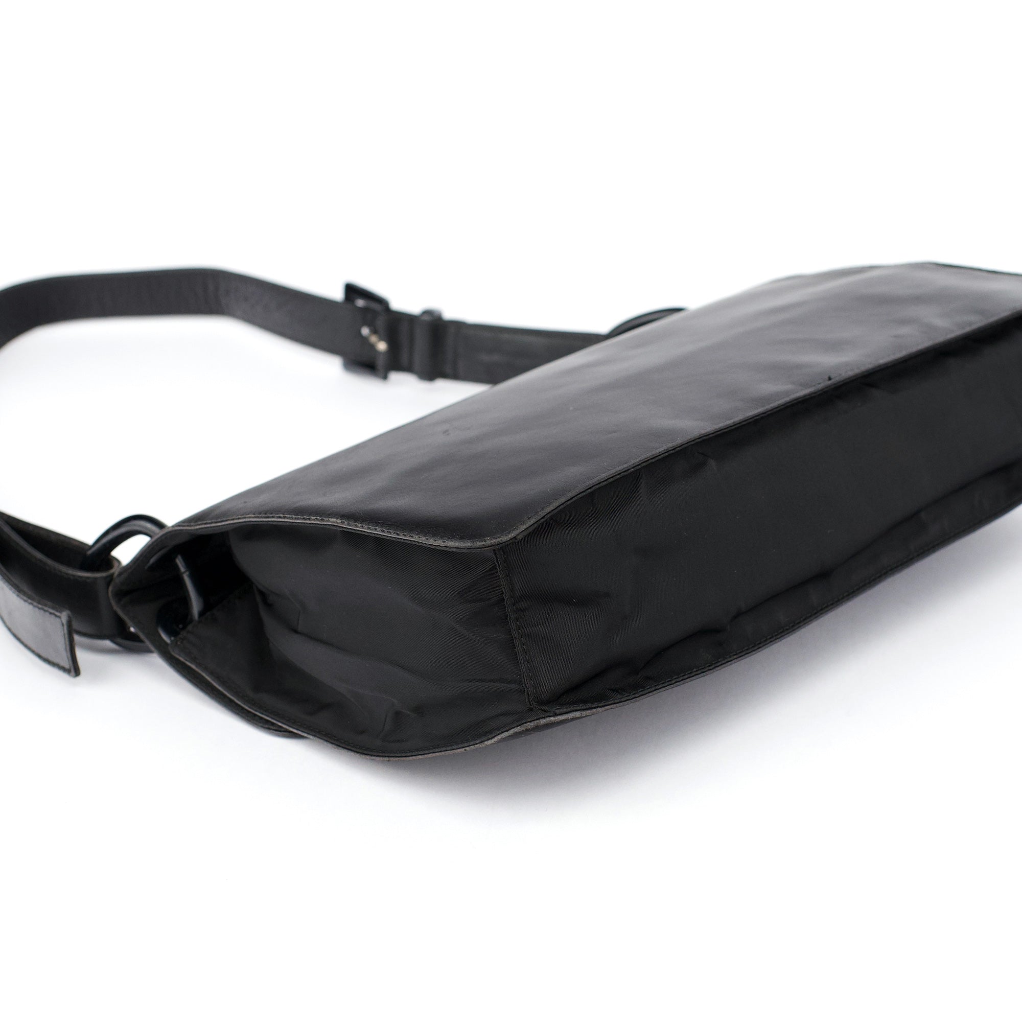Black Tessuto Vitello Shoulder Bag