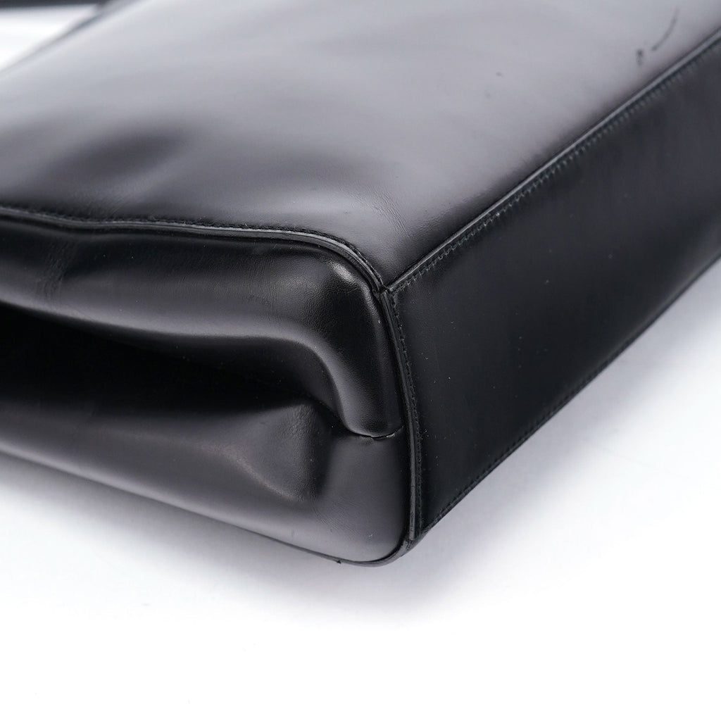 Black Vitello Chic Shoulder Bag