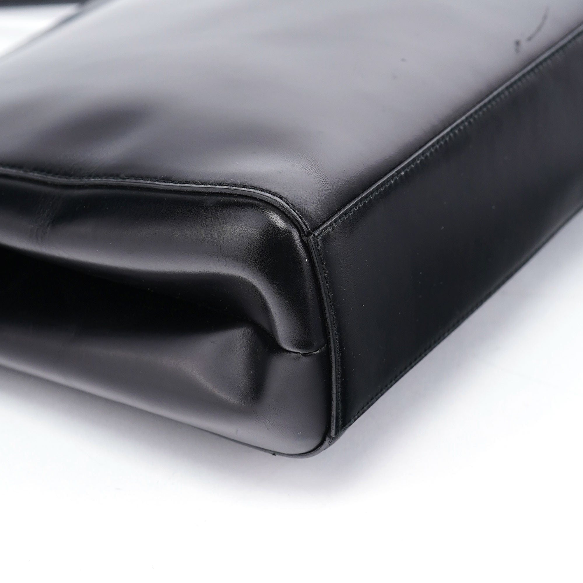 Black Vitello Chic Shoulder Bag