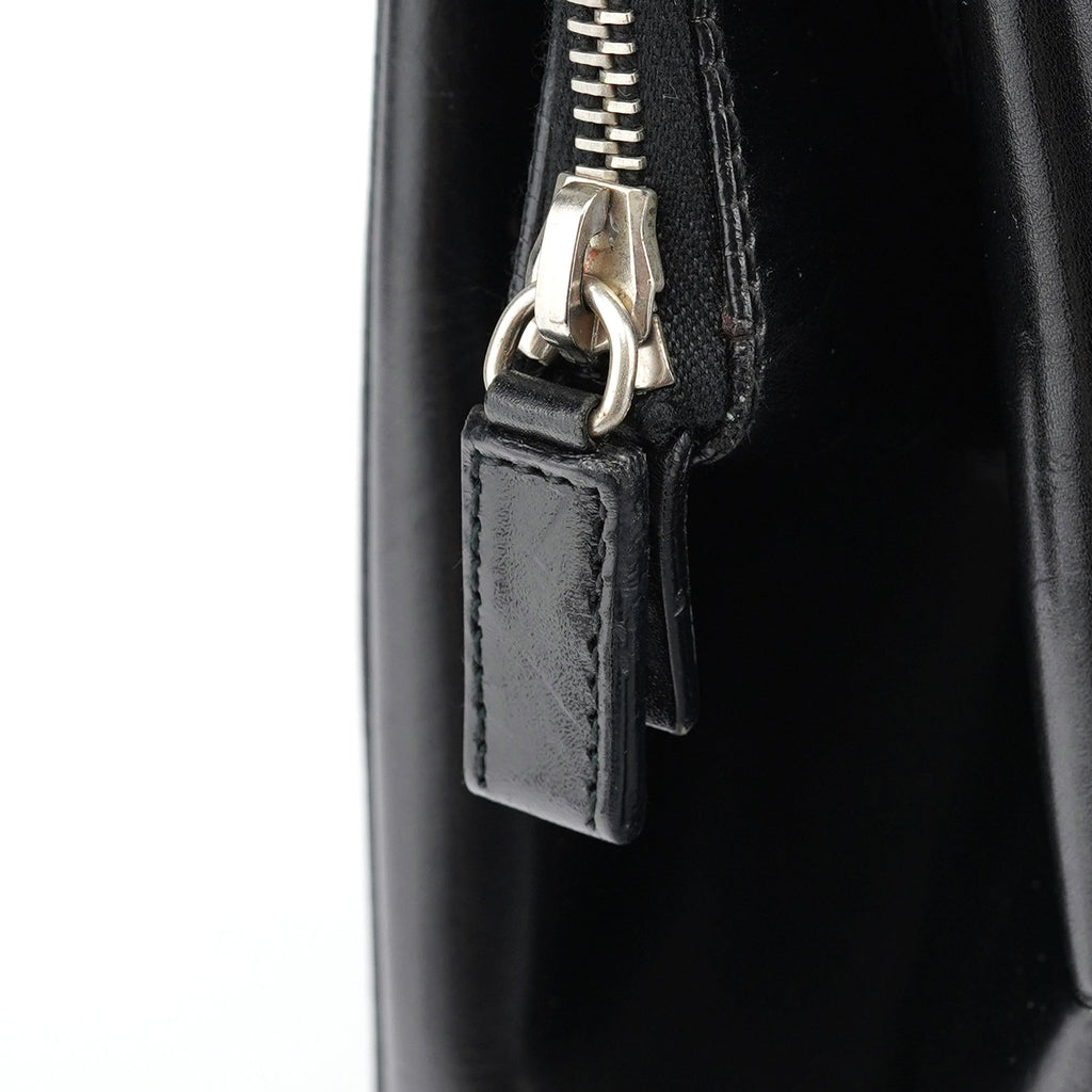 Black Vitello Chic Shoulder Bag