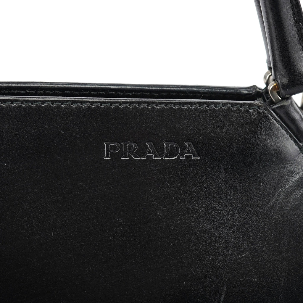 Black Vitello Chic Shoulder Bag
