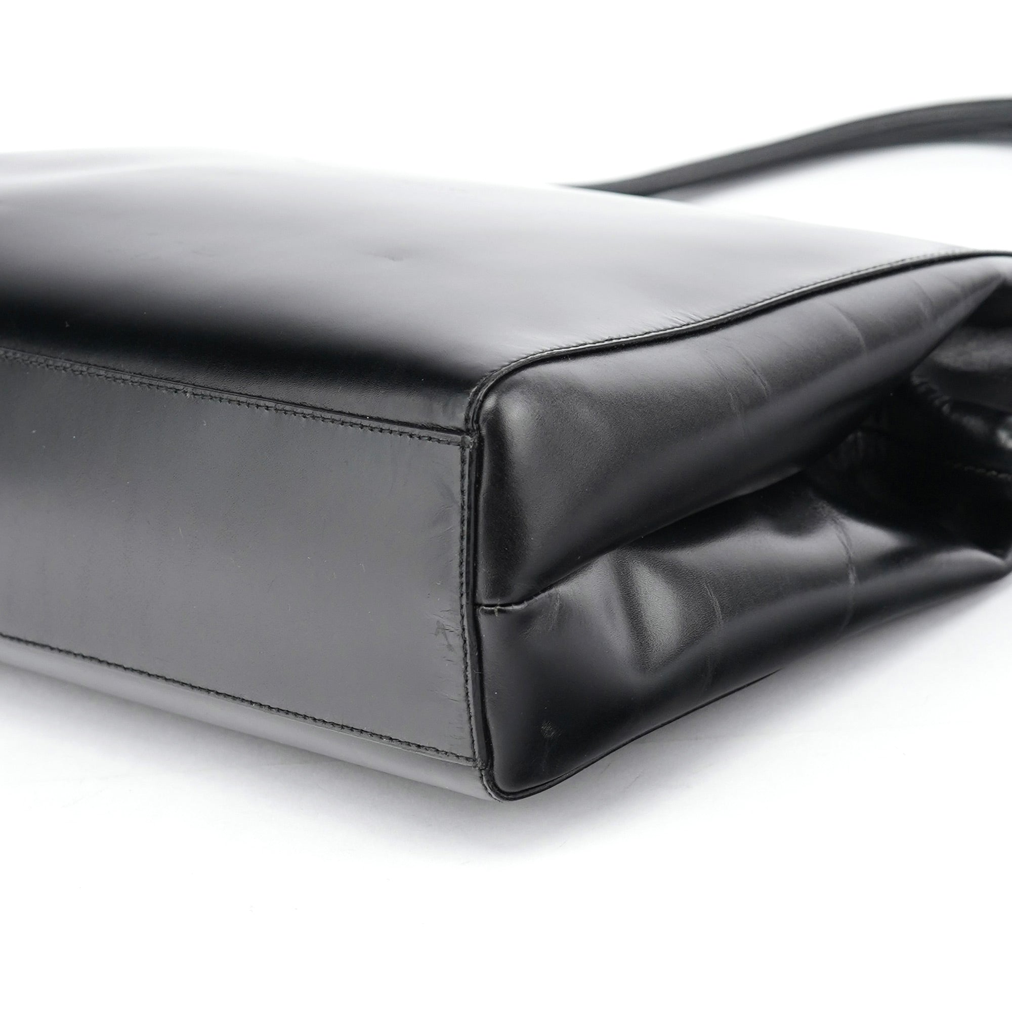 Black Vitello Chic Shoulder Bag
