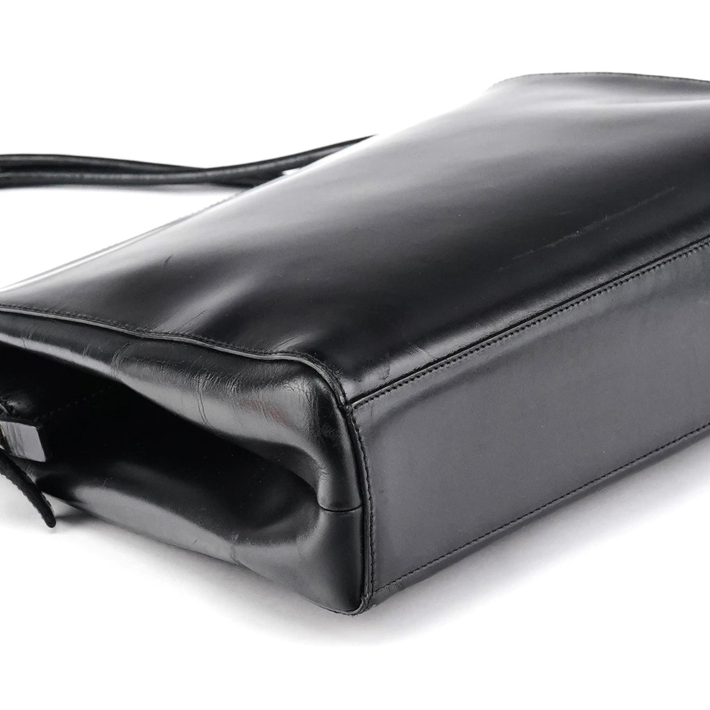 Black Vitello Chic Shoulder Bag
