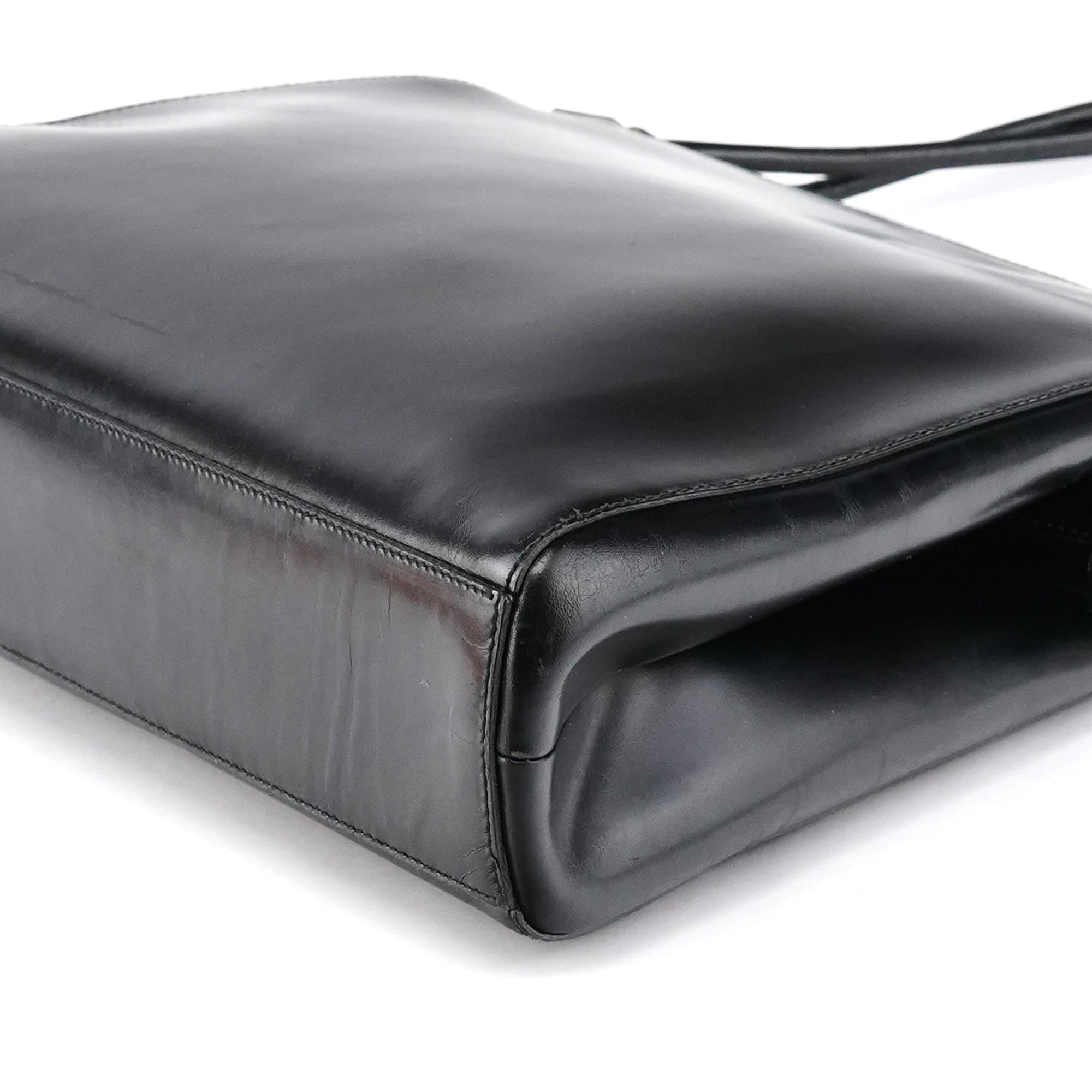Black Vitello Chic Shoulder Bag