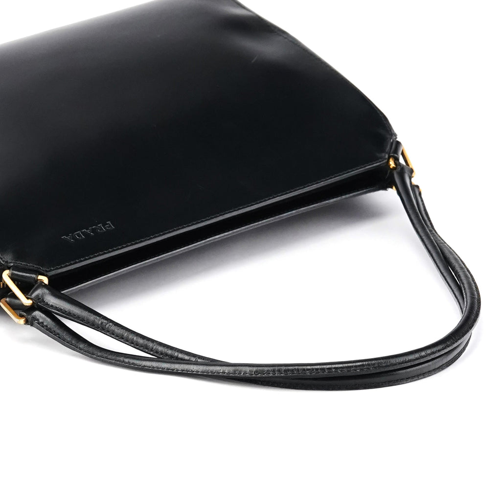 Black Vitello Chic Shoulder Bag