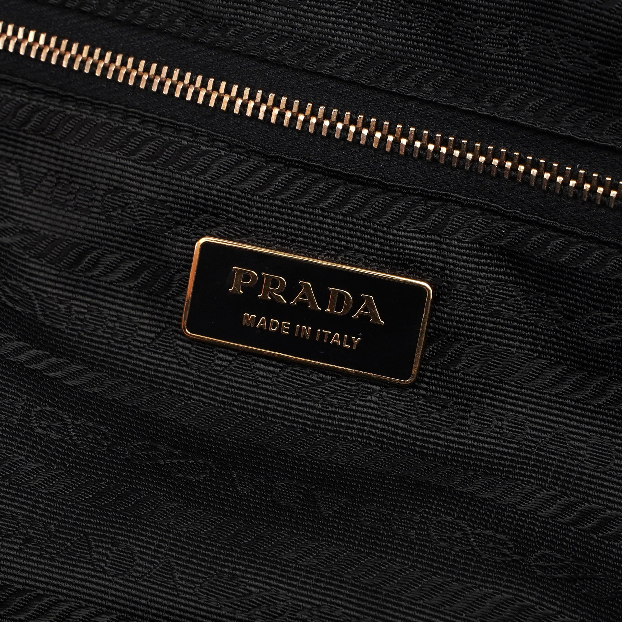Black Vitello Chic Shoulder Bag