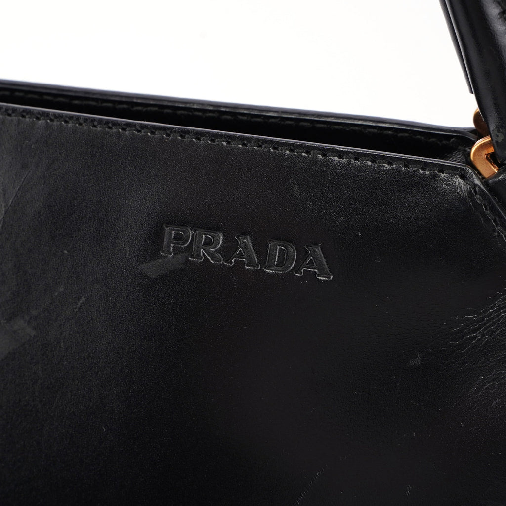 Black Vitello Chic Shoulder Bag
