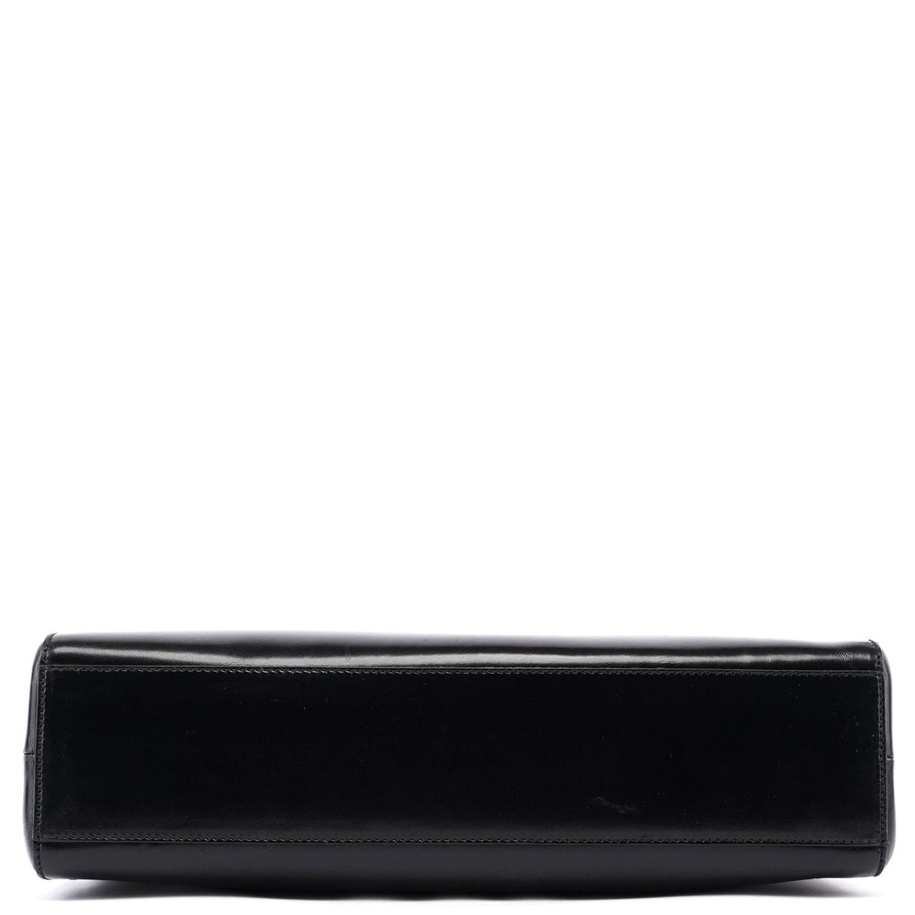 Black Vitello Chic Shoulder Bag