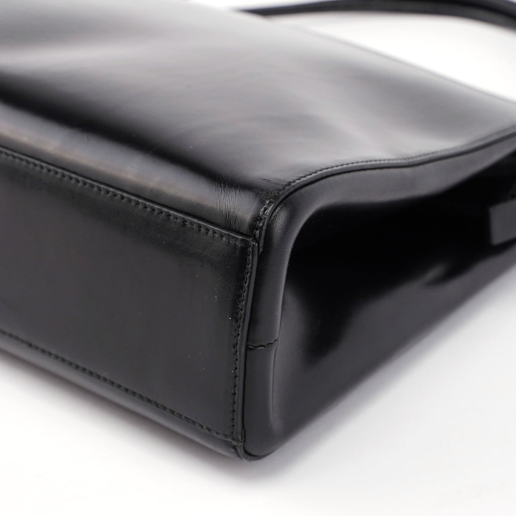 Black Vitello Chic Shoulder Bag