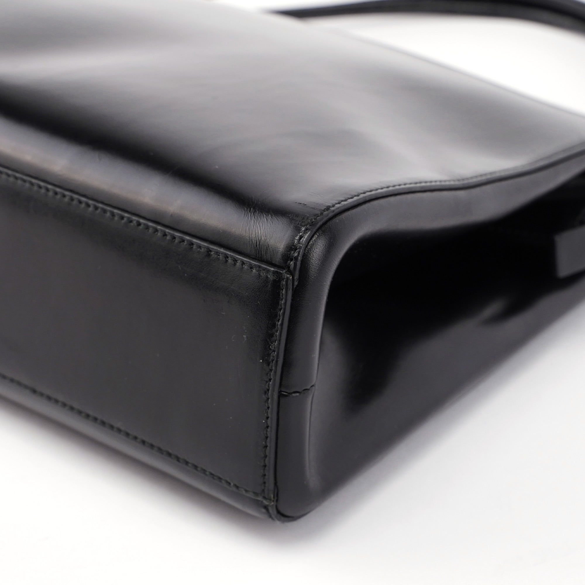 Black Vitello Chic Shoulder Bag