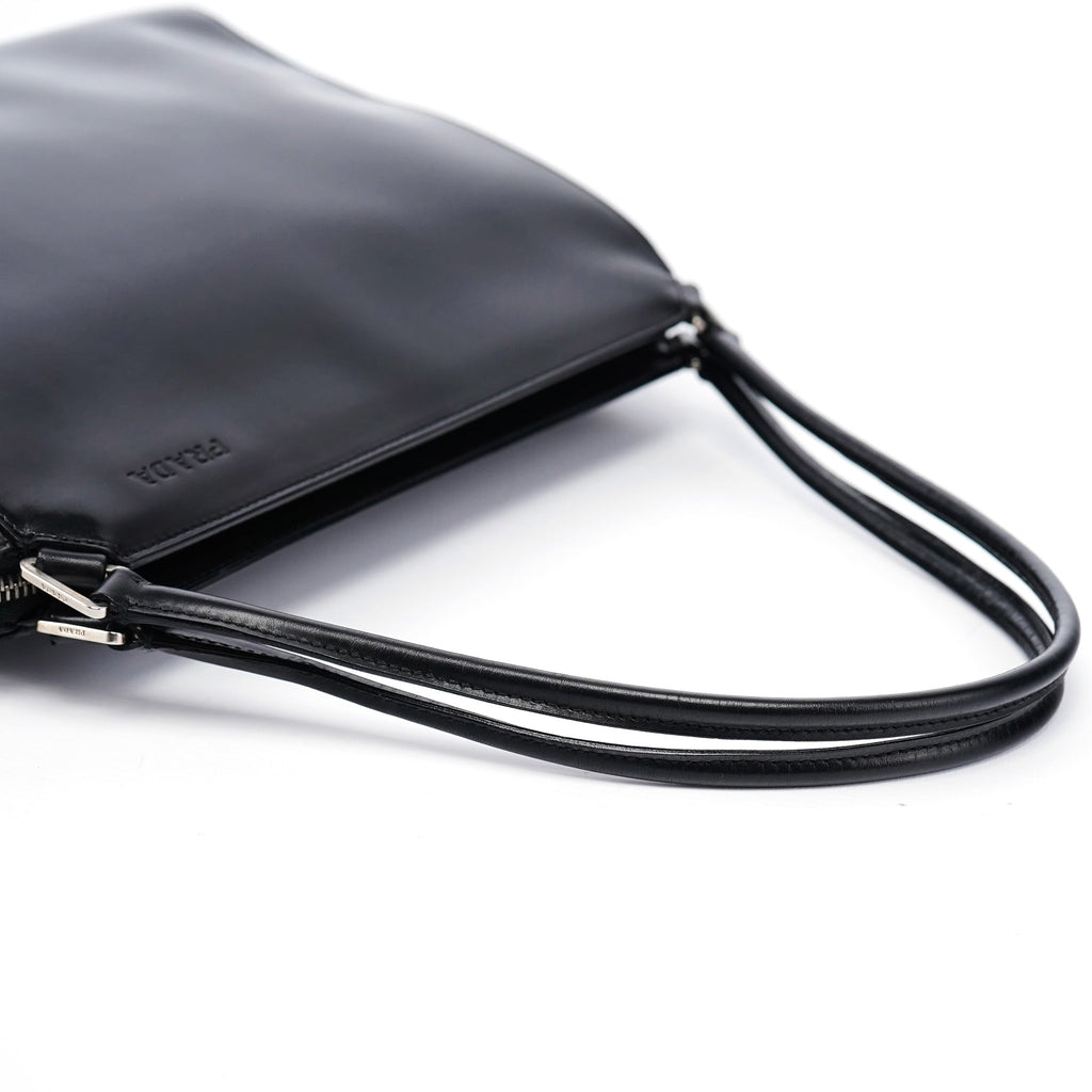 Black Vitello Chic Shoulder Bag