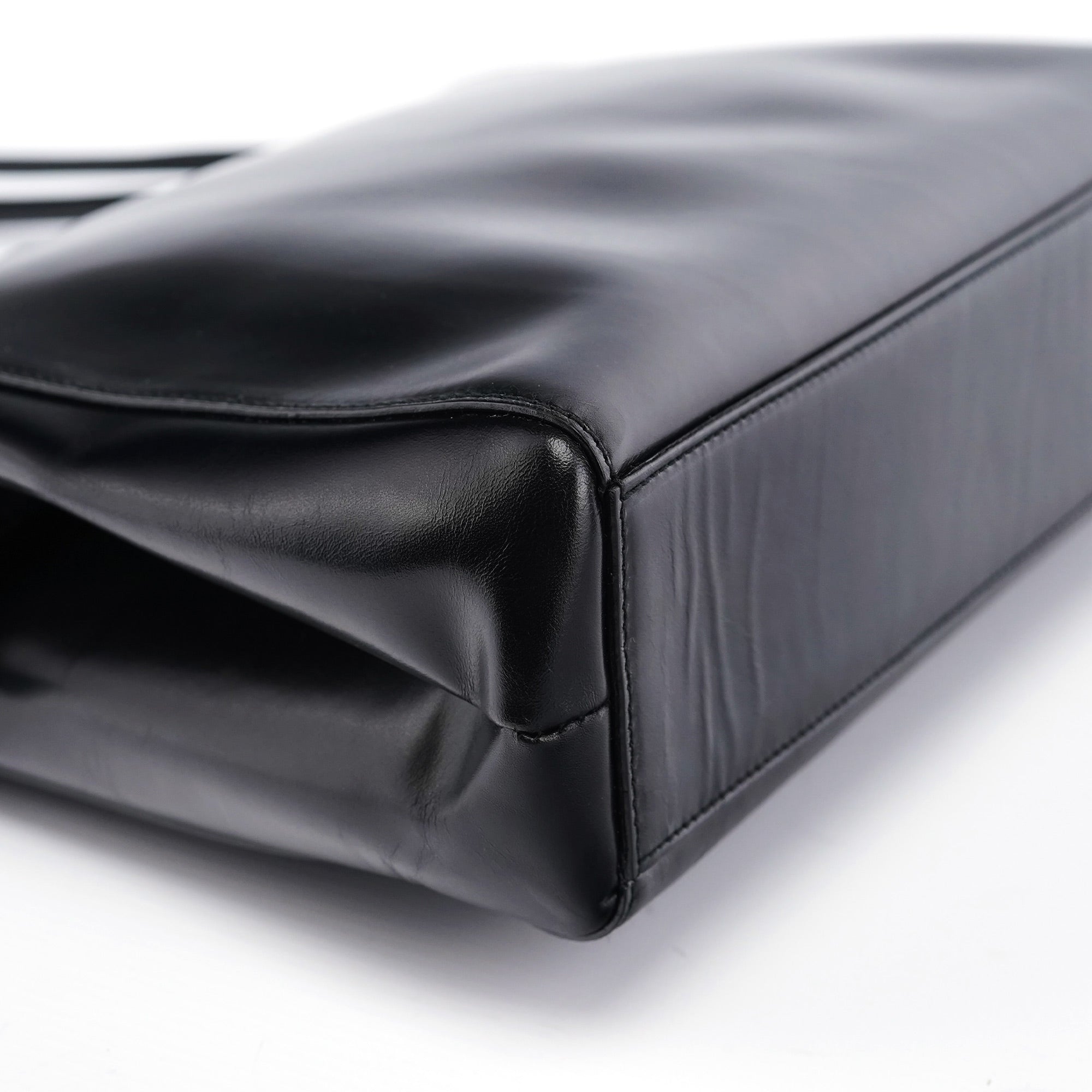 Black Vitello Chic Shoulder Bag