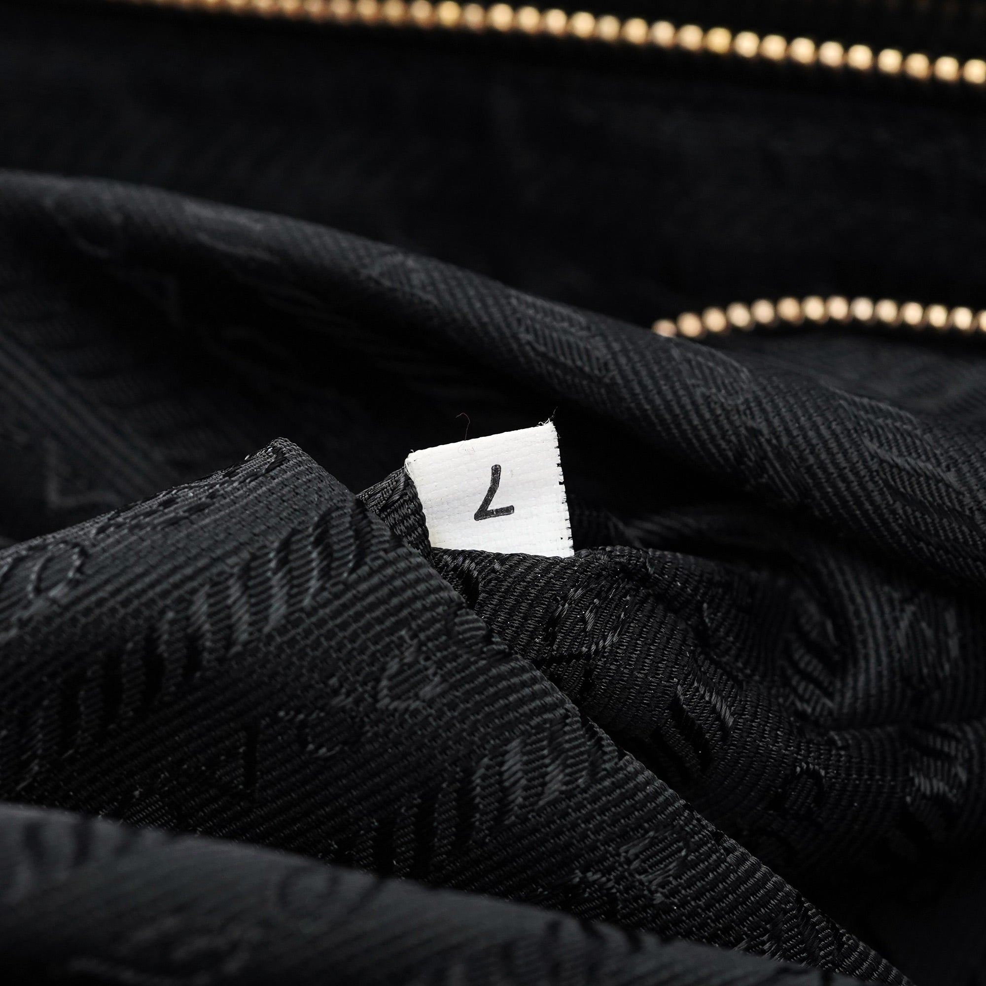 Black Vitello Chic Shoulder Bag