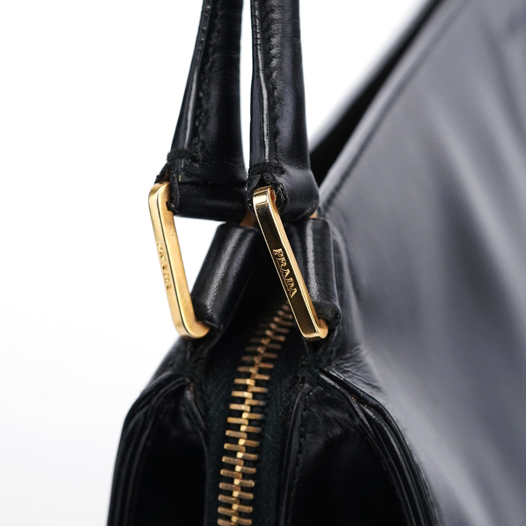 Black Vitello Chic Shoulder Bag