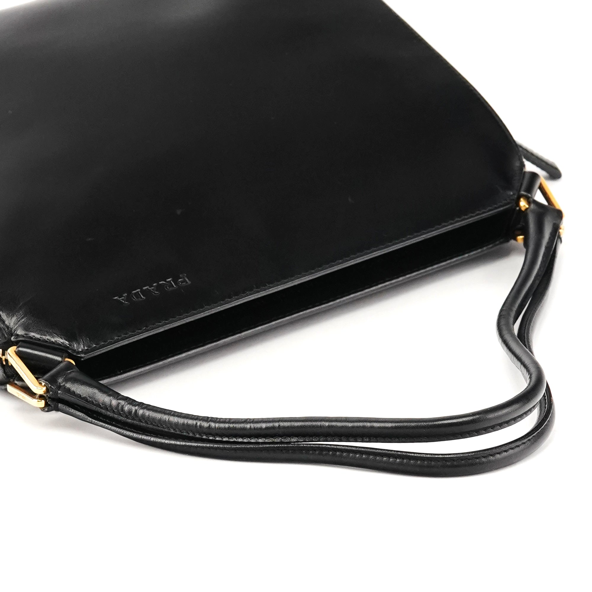 BN0315 Black Vitello Chic Shoulder Bag