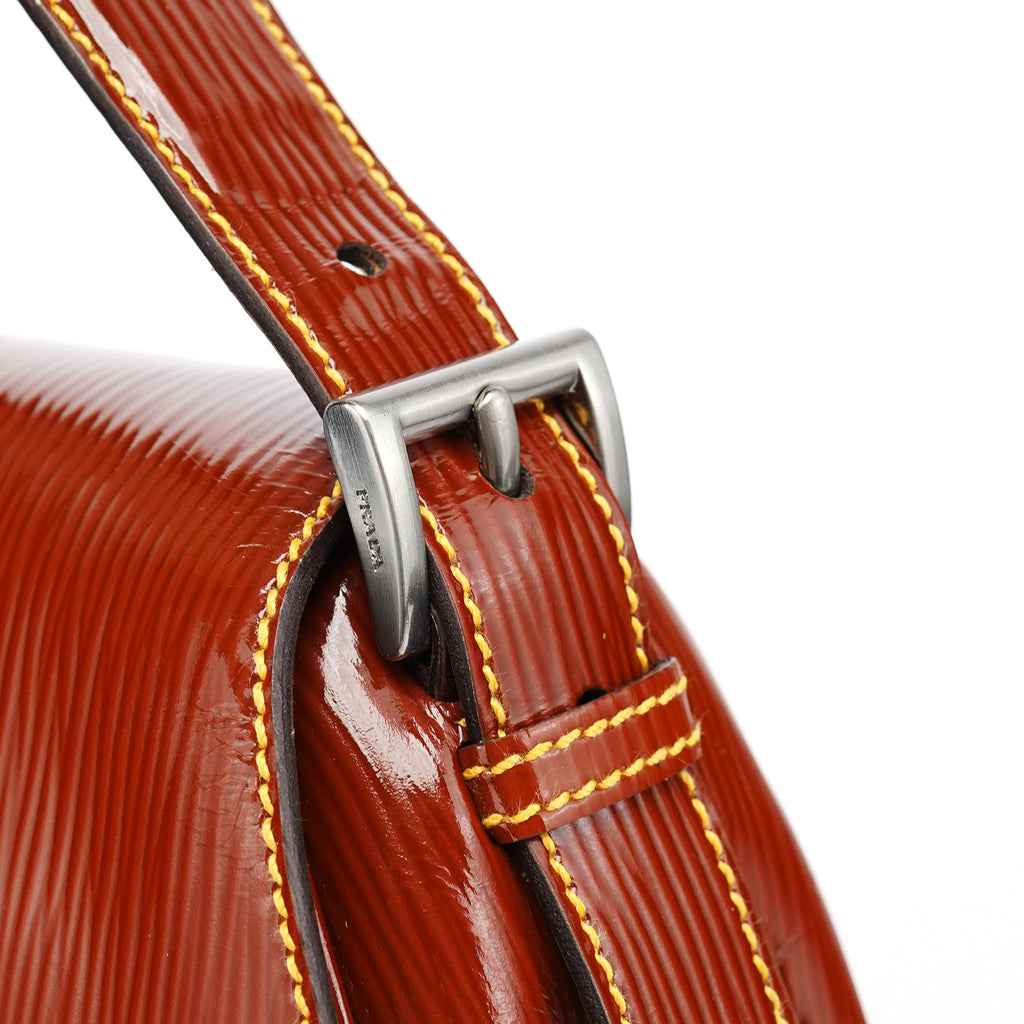 BN0526 Brown Vernice Old Shoulder Bag