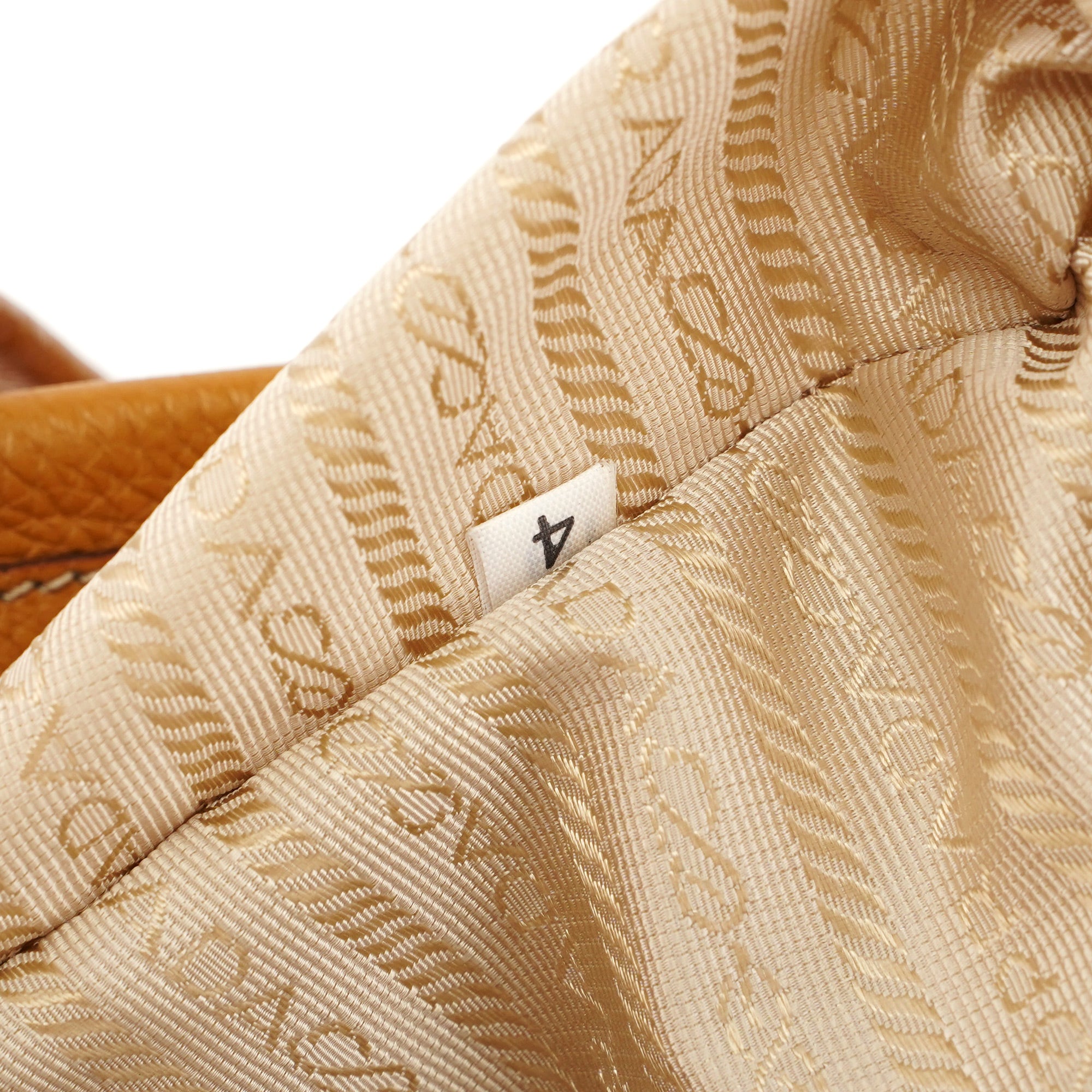 BR2252 Beige Leather Tote Bag