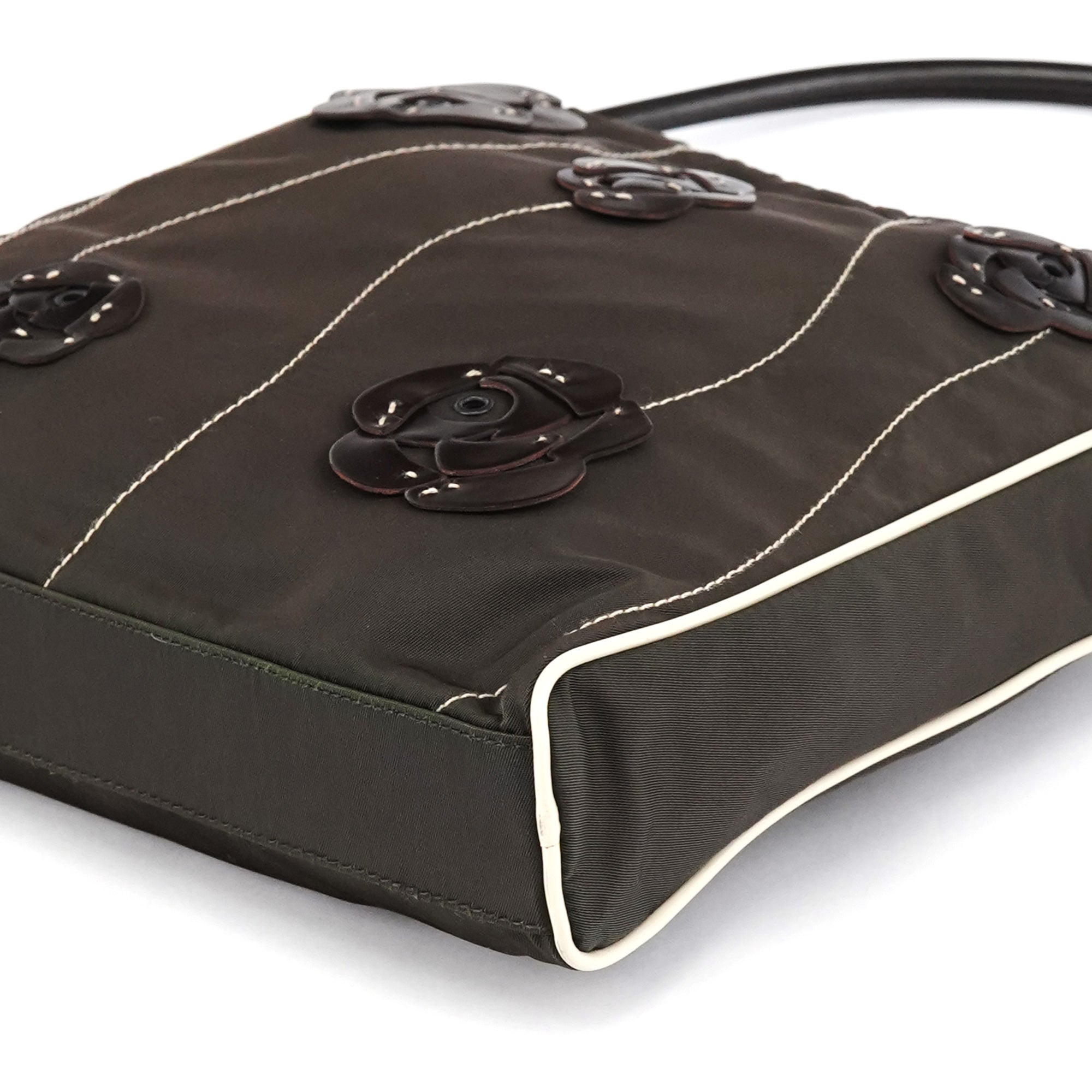 Brown Tessuto Floral Appliqué Shoulder Bag