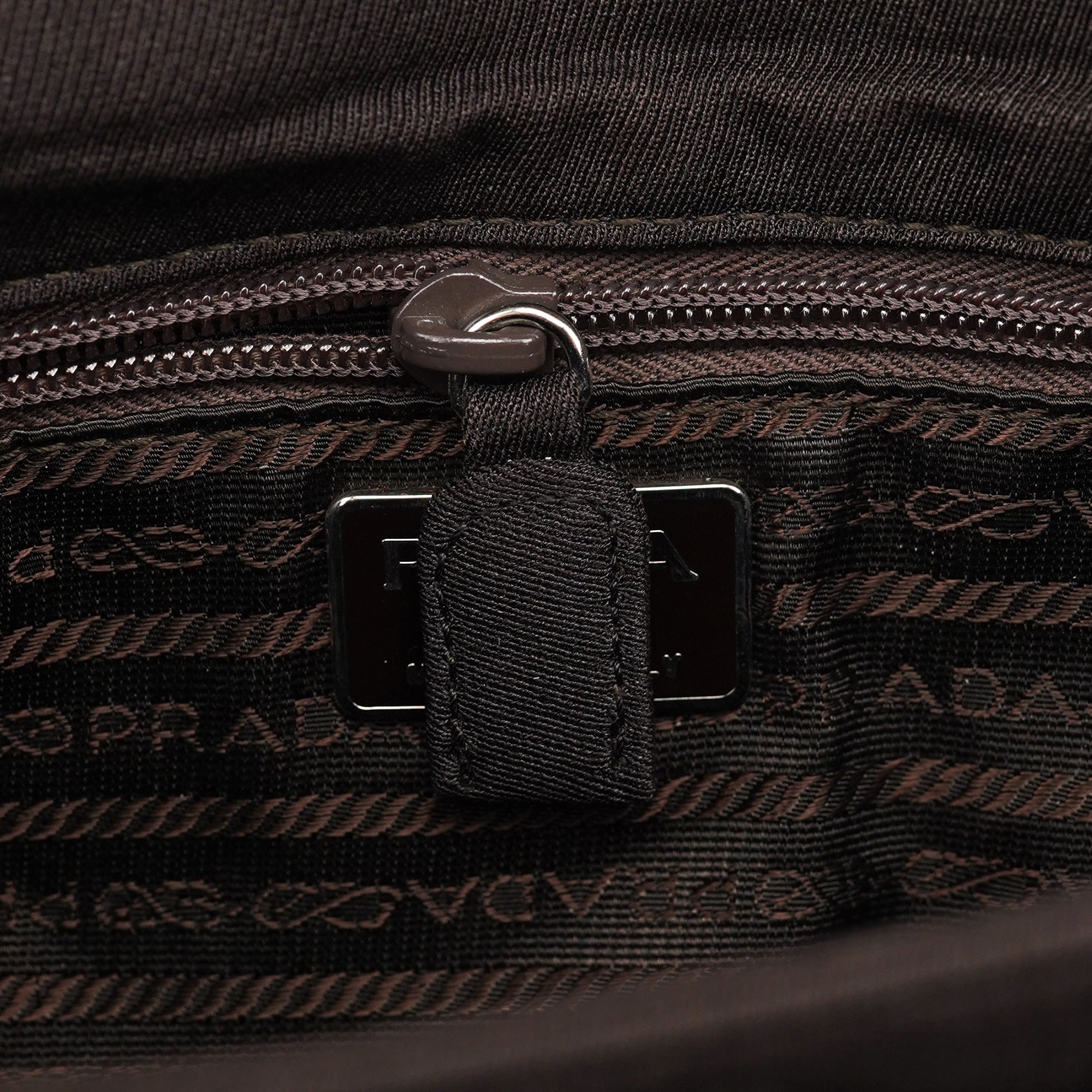Brown Tessuto Swing Chain Shoulder Bag